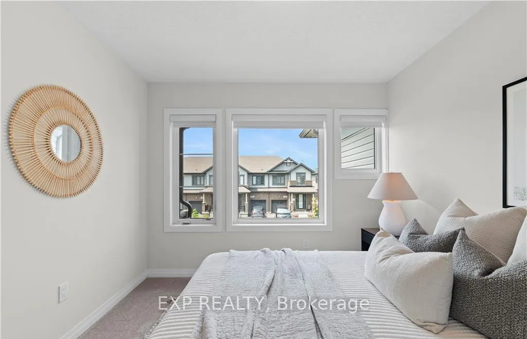 Photo 22 of 53 Freedom Crescent, Hamilton, Mount Hope — HOMEH