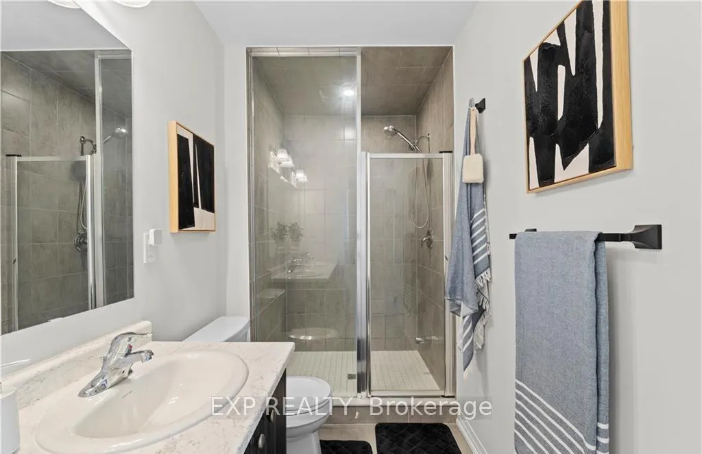 Photo 29 of 53 Freedom Crescent, Hamilton, Mount Hope — HOMEH
