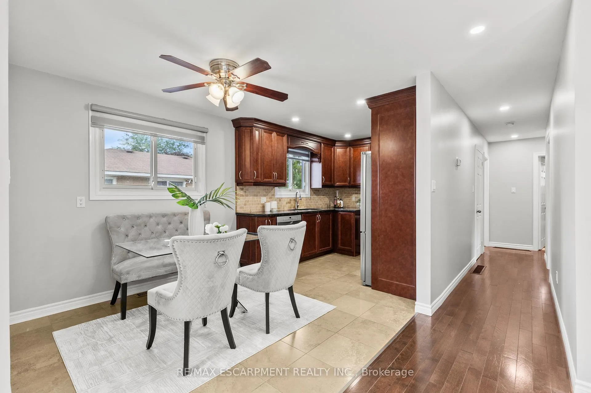Photo 10 of 20 Leduc Street, Hamilton, Lisgar — HOMEH