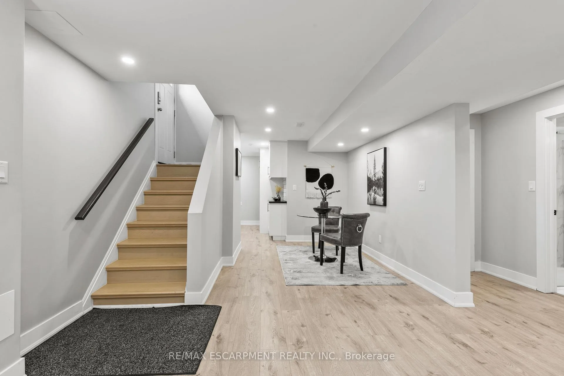 Photo 24 of 20 Leduc Street, Hamilton, Lisgar — HOMEH