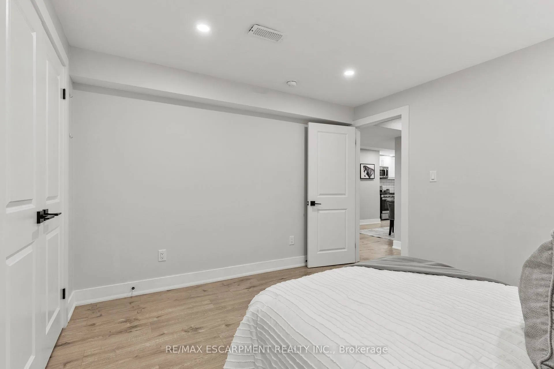 Photo 35 of 20 Leduc Street, Hamilton, Lisgar — HOMEH