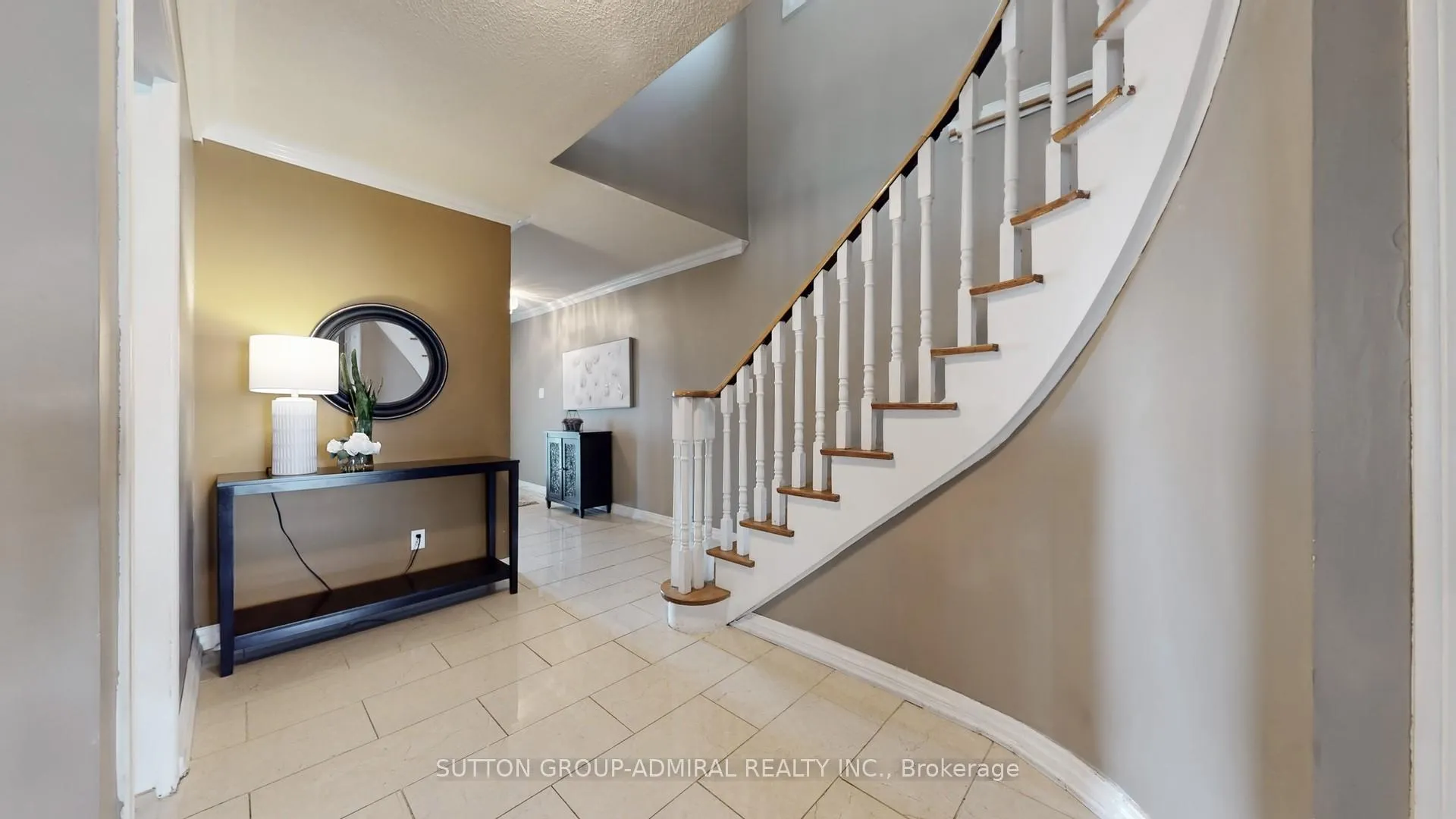 Photo 21 of 508 Chancellor Drive, Vaughan, East Woodbridge — HOMEH
