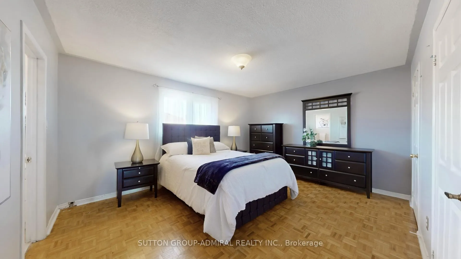 Photo 24 of 508 Chancellor Drive, Vaughan, East Woodbridge — HOMEH