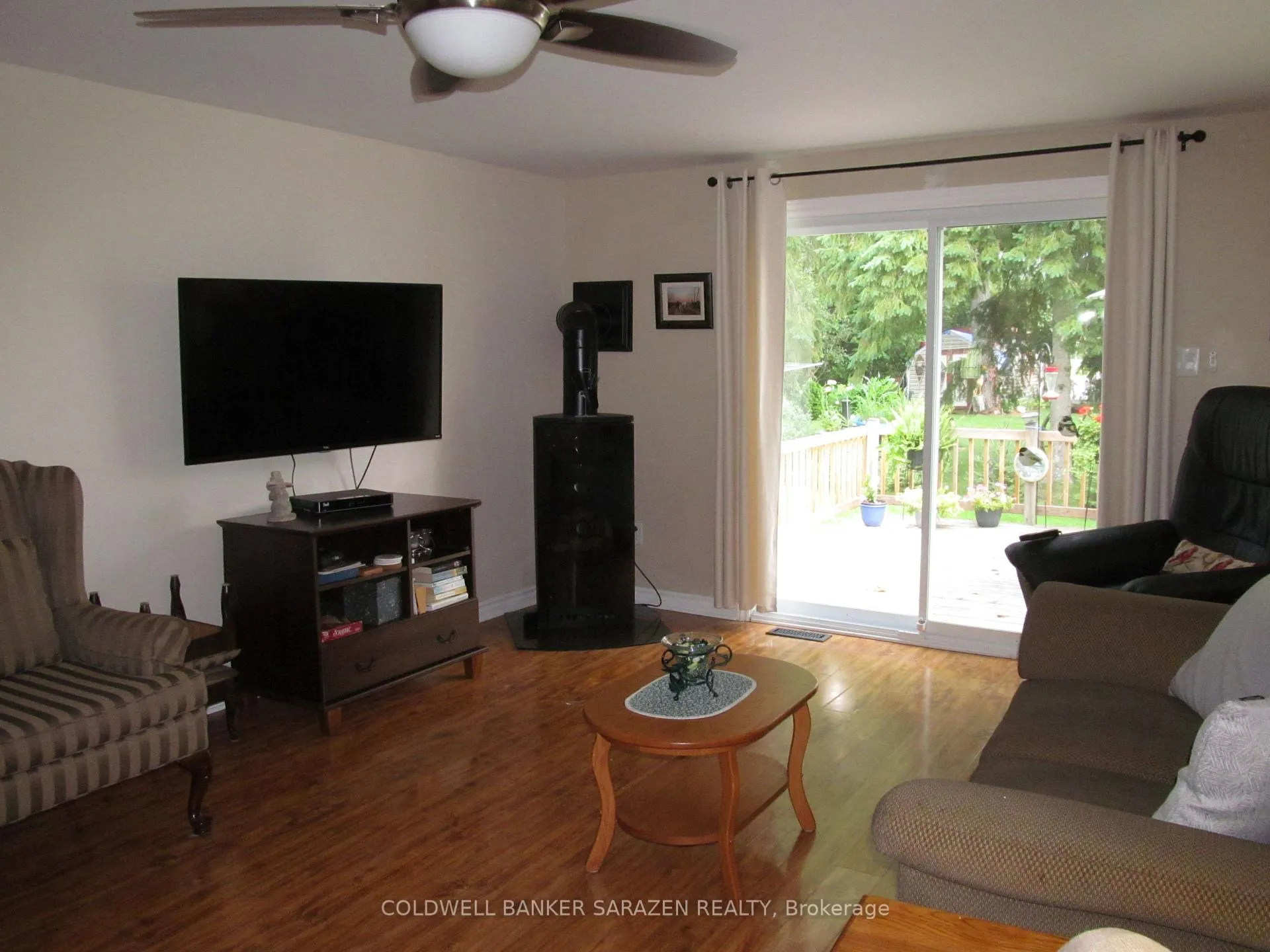 Photo 10 of 31 Lakefront Lane, McNab/Braeside, Mcnab/Braeside Twps — HOMEH