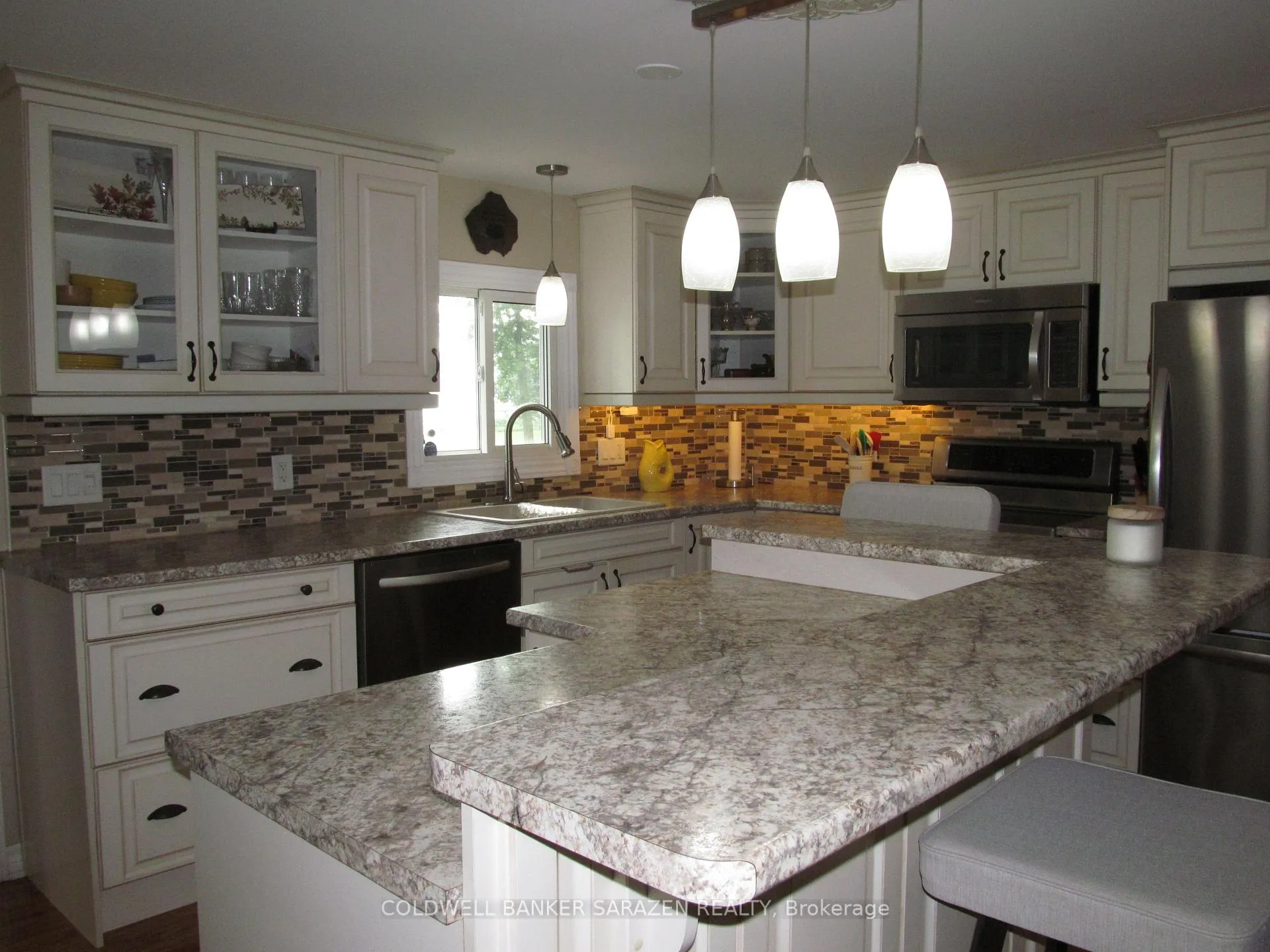 Photo 17 of 31 Lakefront Lane, McNab/Braeside, Mcnab/Braeside Twps — HOMEH