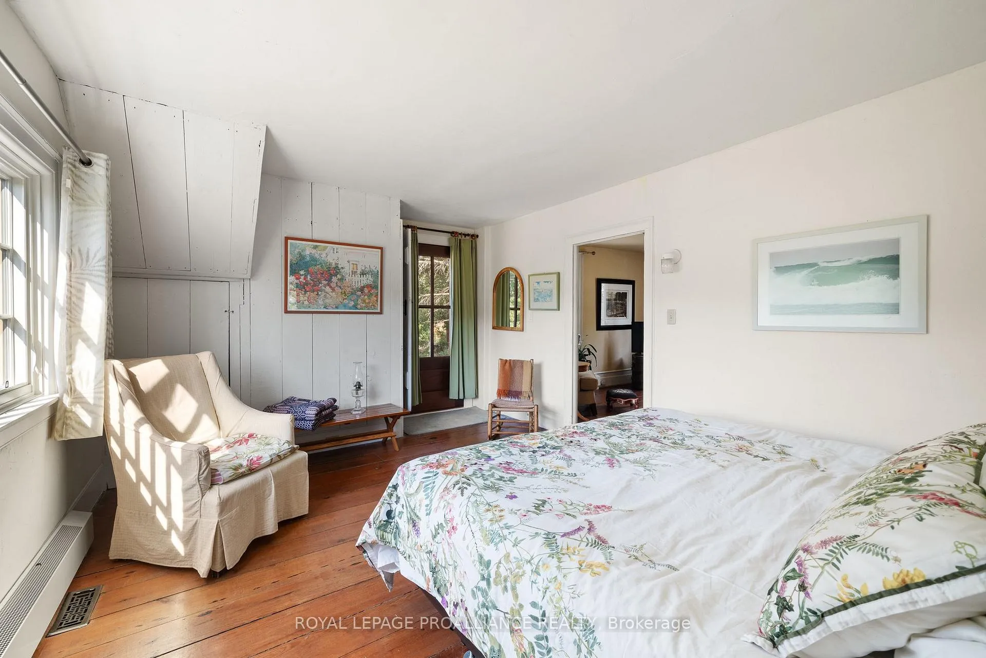 Photo 20 of 406 Salmon Point Road, Prince Edward County, Athol — HOMEH
