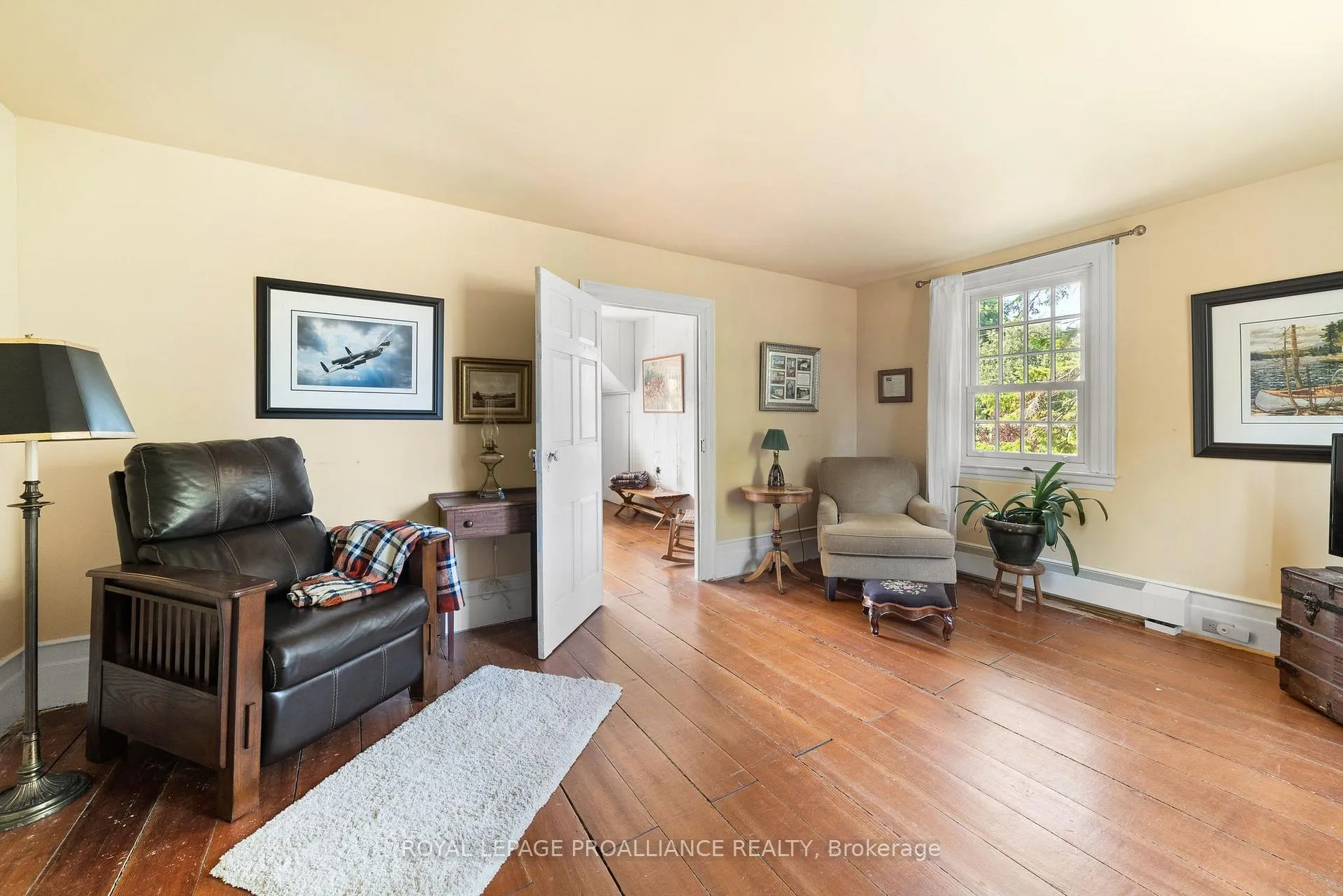 Photo 33 of 406 Salmon Point Road, Prince Edward County, Athol — HOMEH