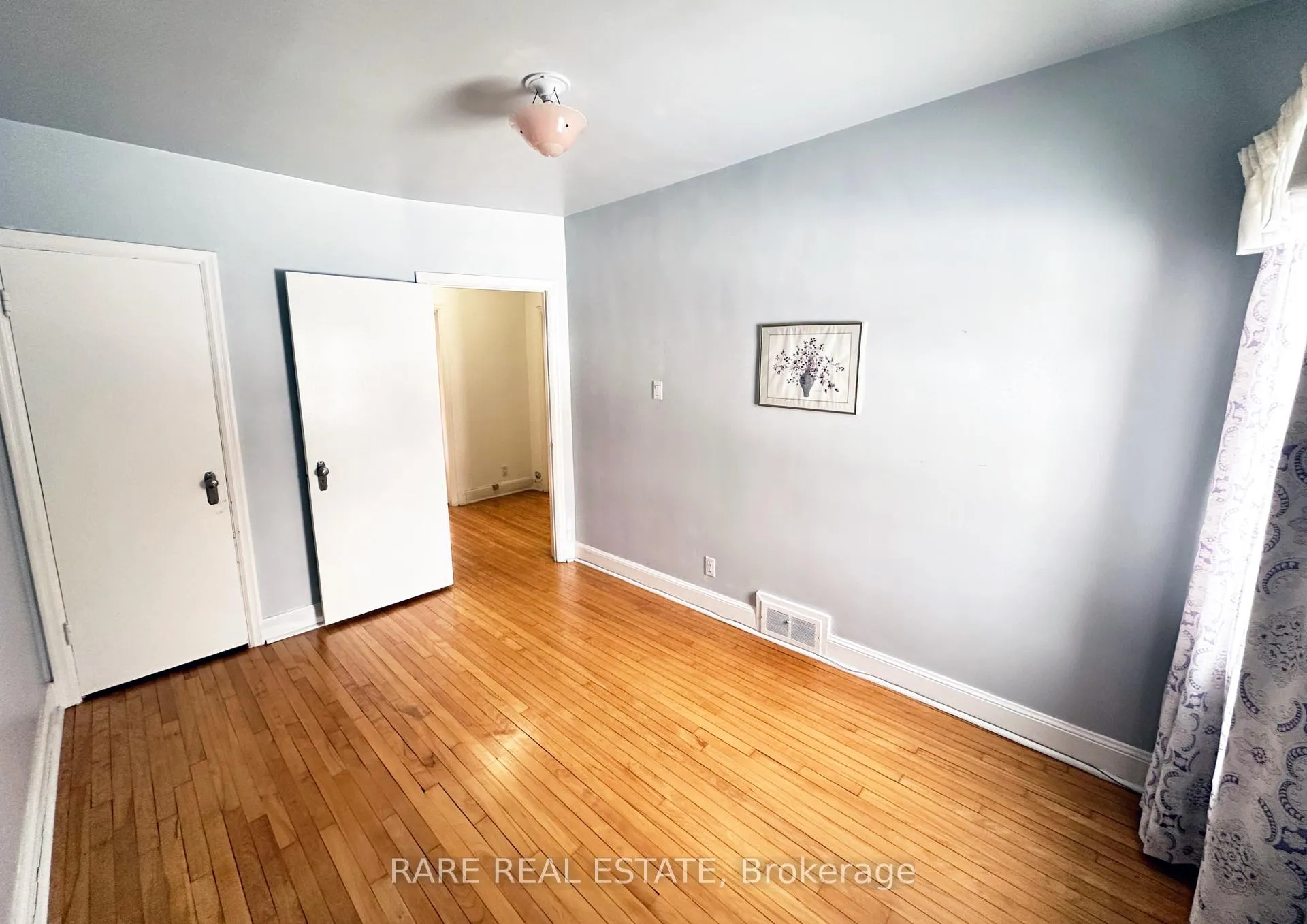Photo 16 of 46 Dunblaine Avenue, Toronto, Bedford Park-Nortown — HOMEH
