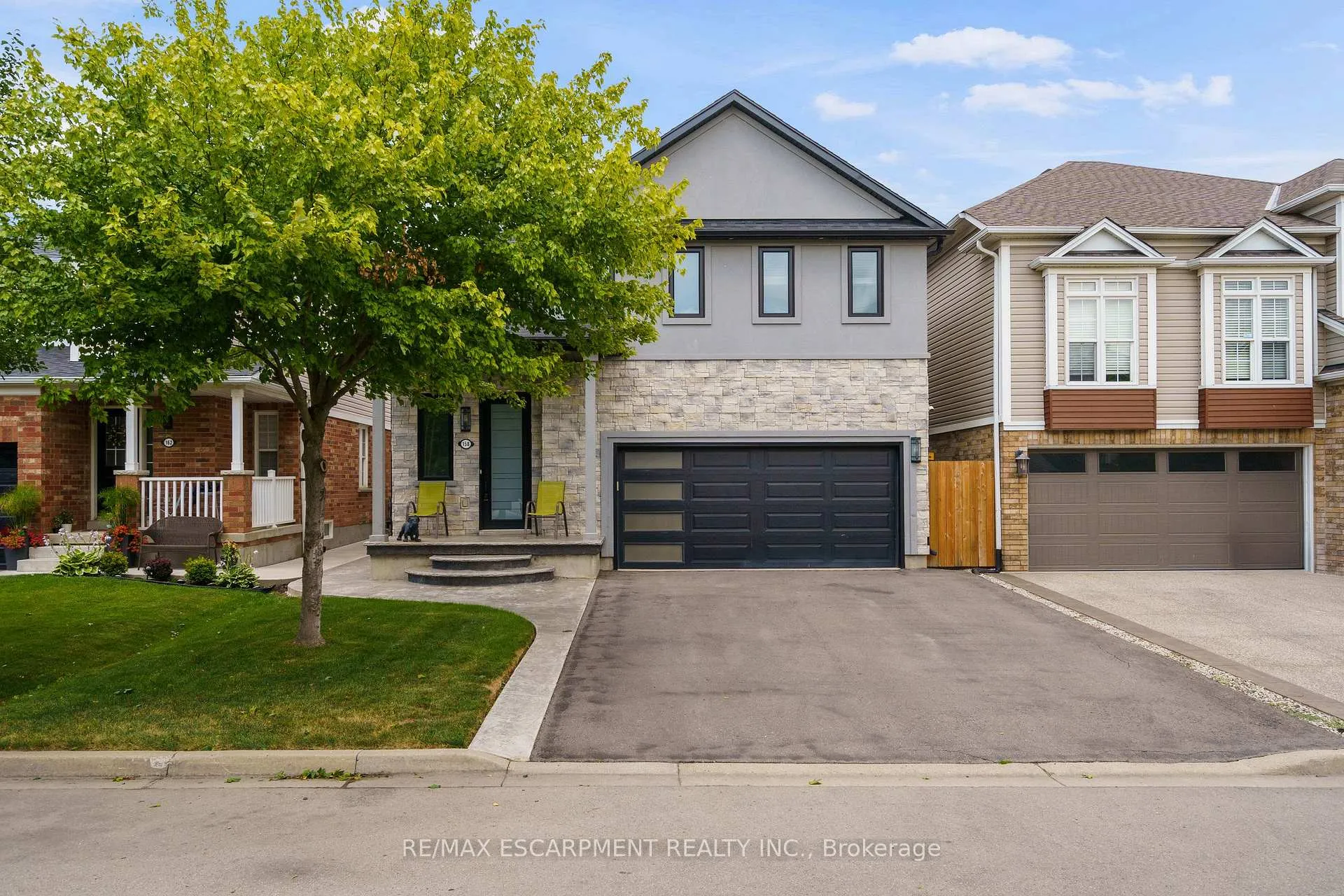 Photo 2 of 158 Voyager Pass, Hamilton, Binbrook — HOMEH
