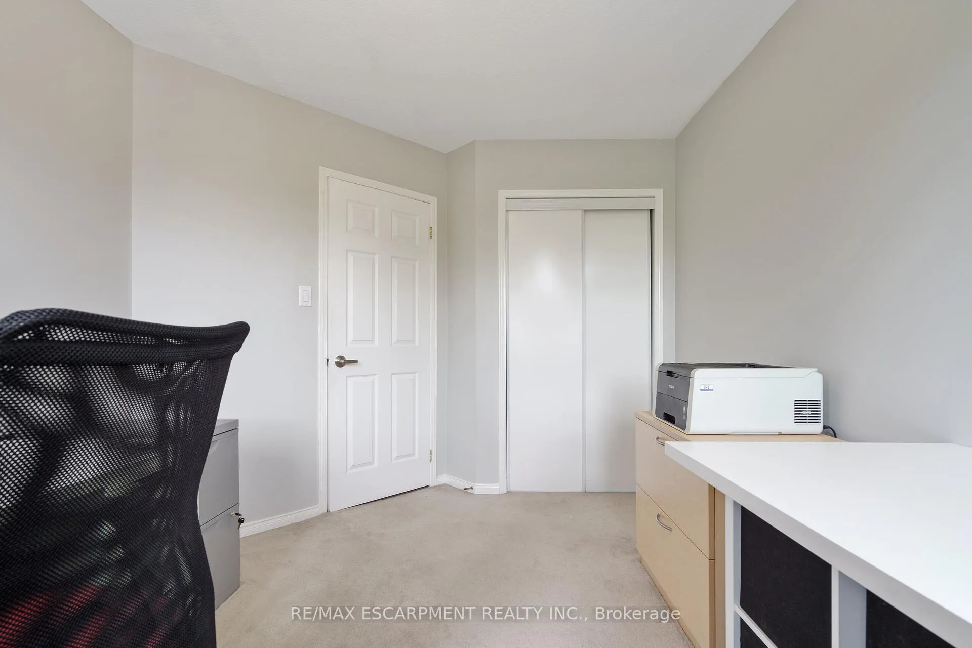 Photo 23 of 158 Voyager Pass, Hamilton, Binbrook — HOMEH