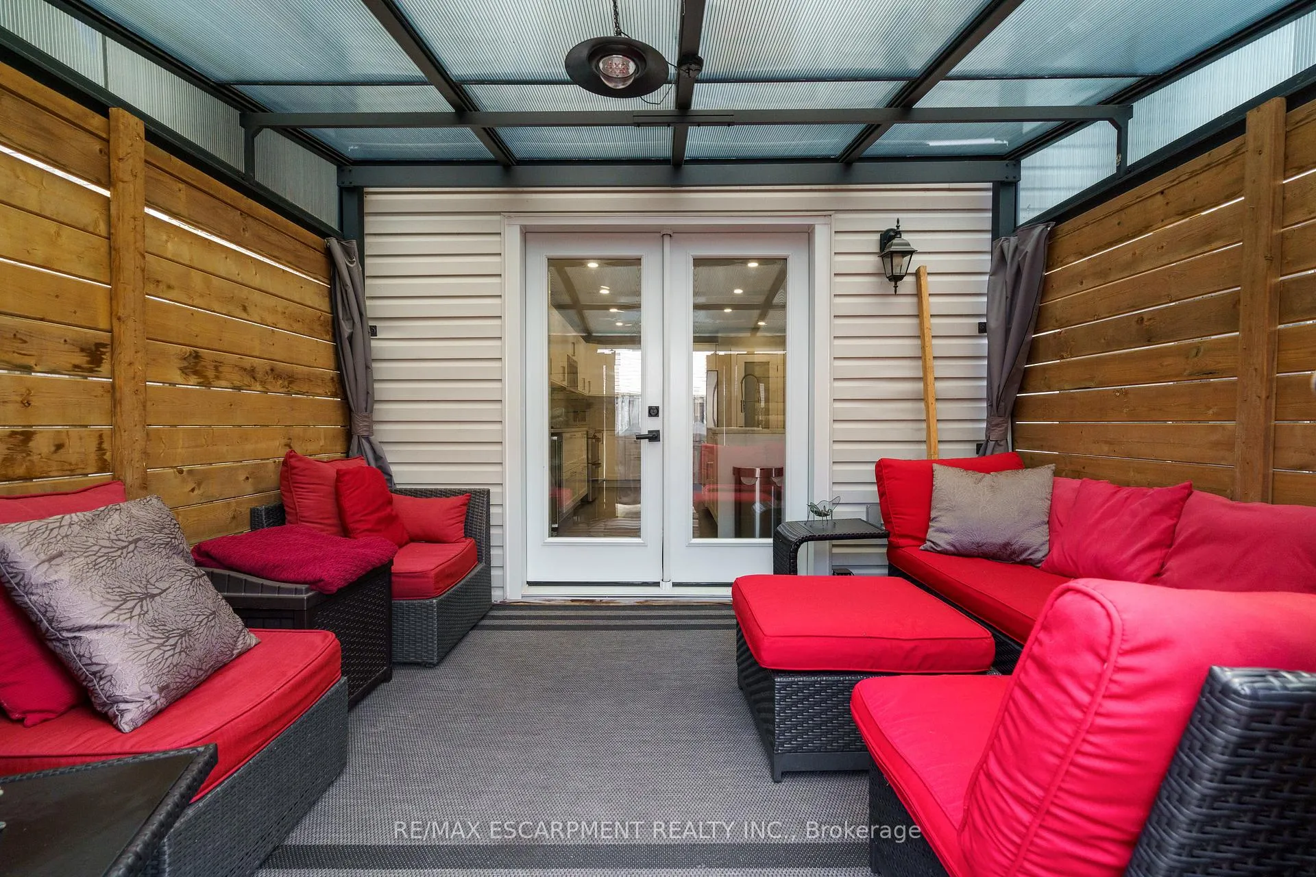 Photo 31 of 158 Voyager Pass, Hamilton, Binbrook — HOMEH