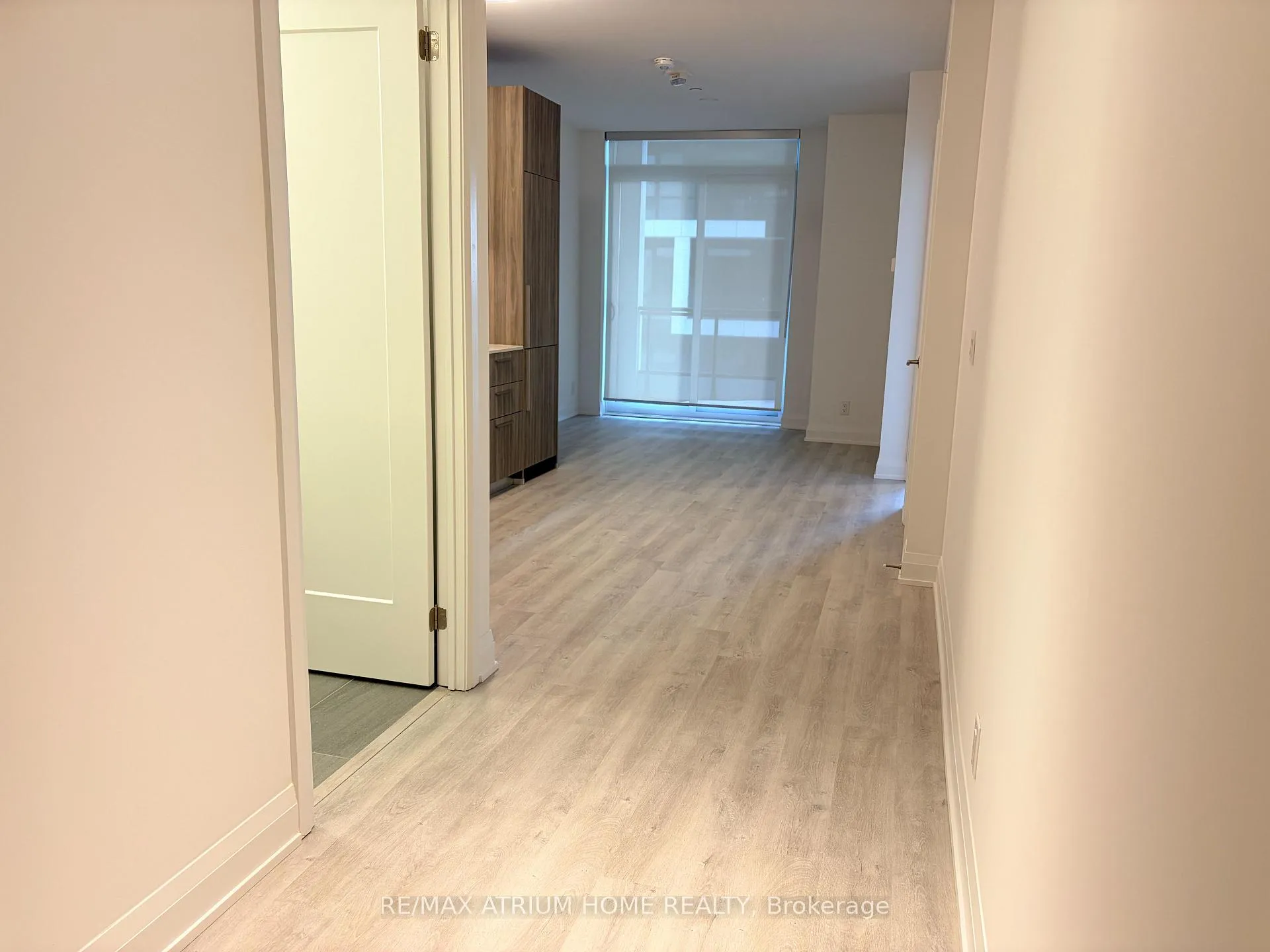 Photo 2 of Unit 1902, 65 Broadway Avenue, Toronto, Mount Pleasant West — HOMEH