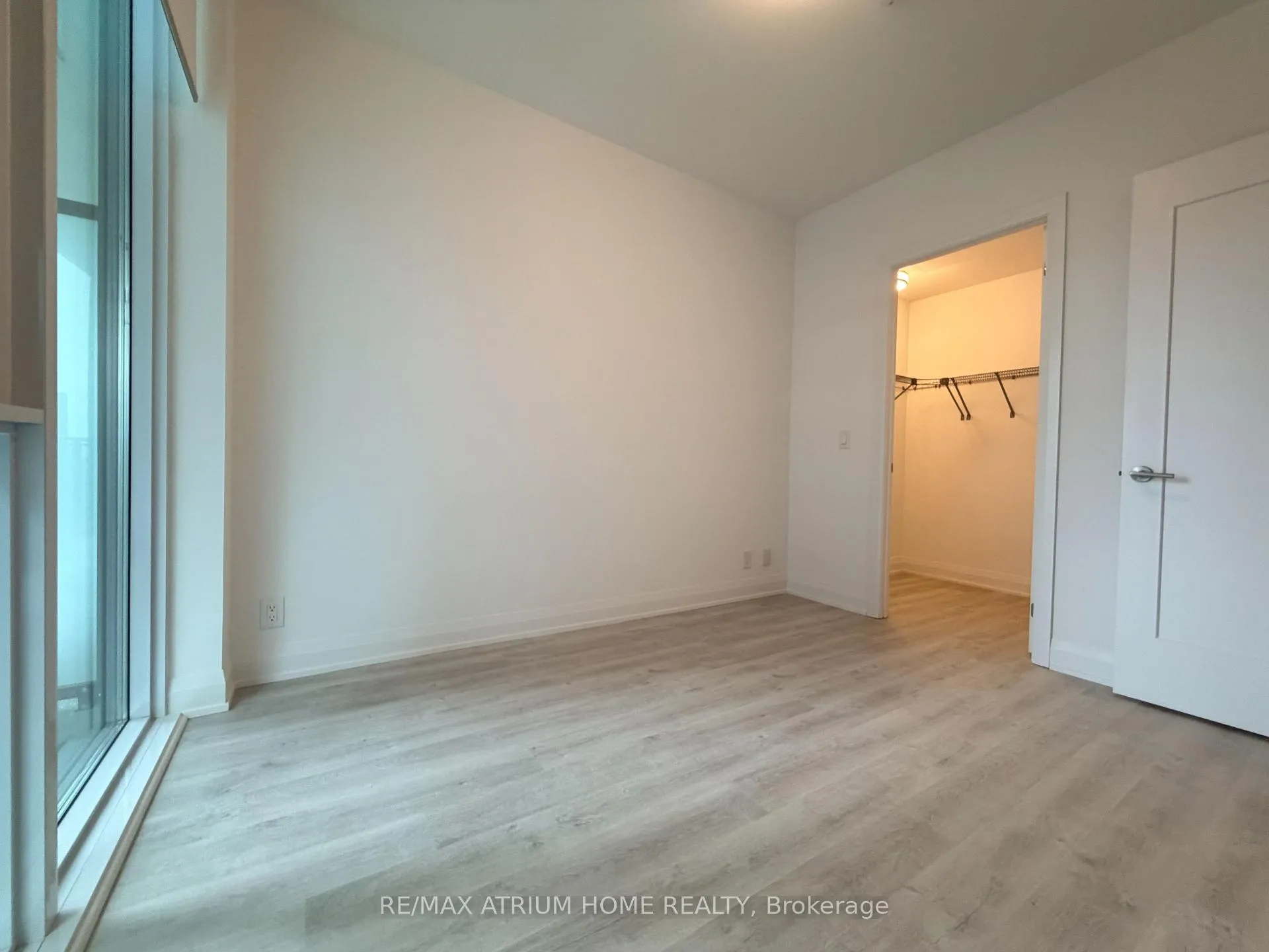 Photo 11 of Unit 1902, 65 Broadway Avenue, Toronto, Mount Pleasant West — HOMEH