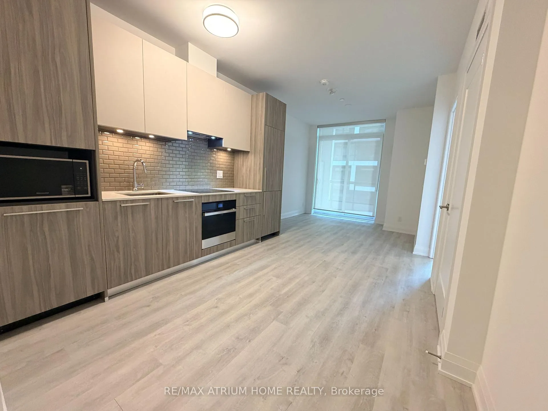 Photo 13 of Unit 1902, 65 Broadway Avenue, Toronto, Mount Pleasant West — HOMEH