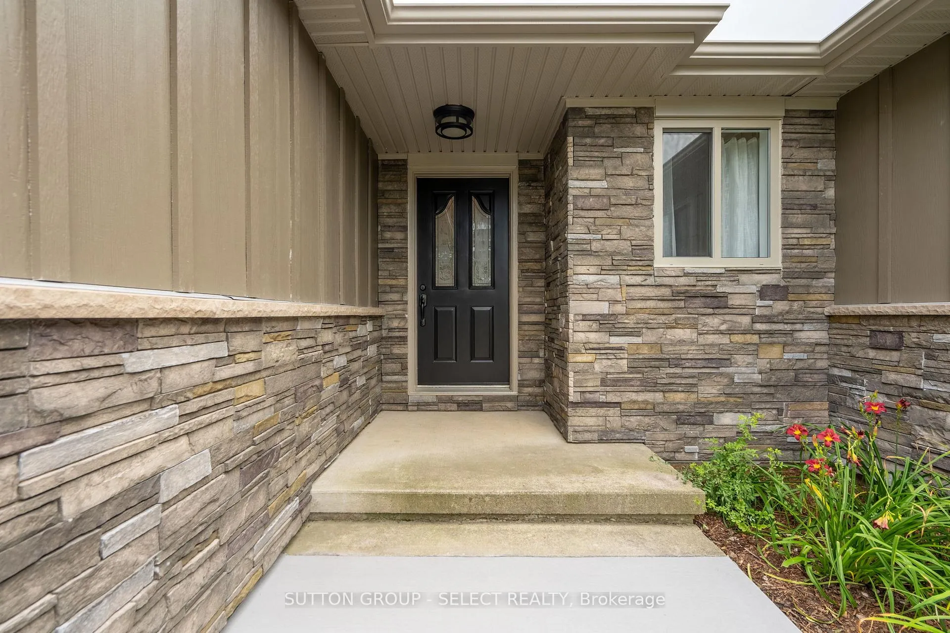 Photo 6 of 3983 Brigham Road, Middlesex Centre, Rural Middlesex Centre — HOMEH