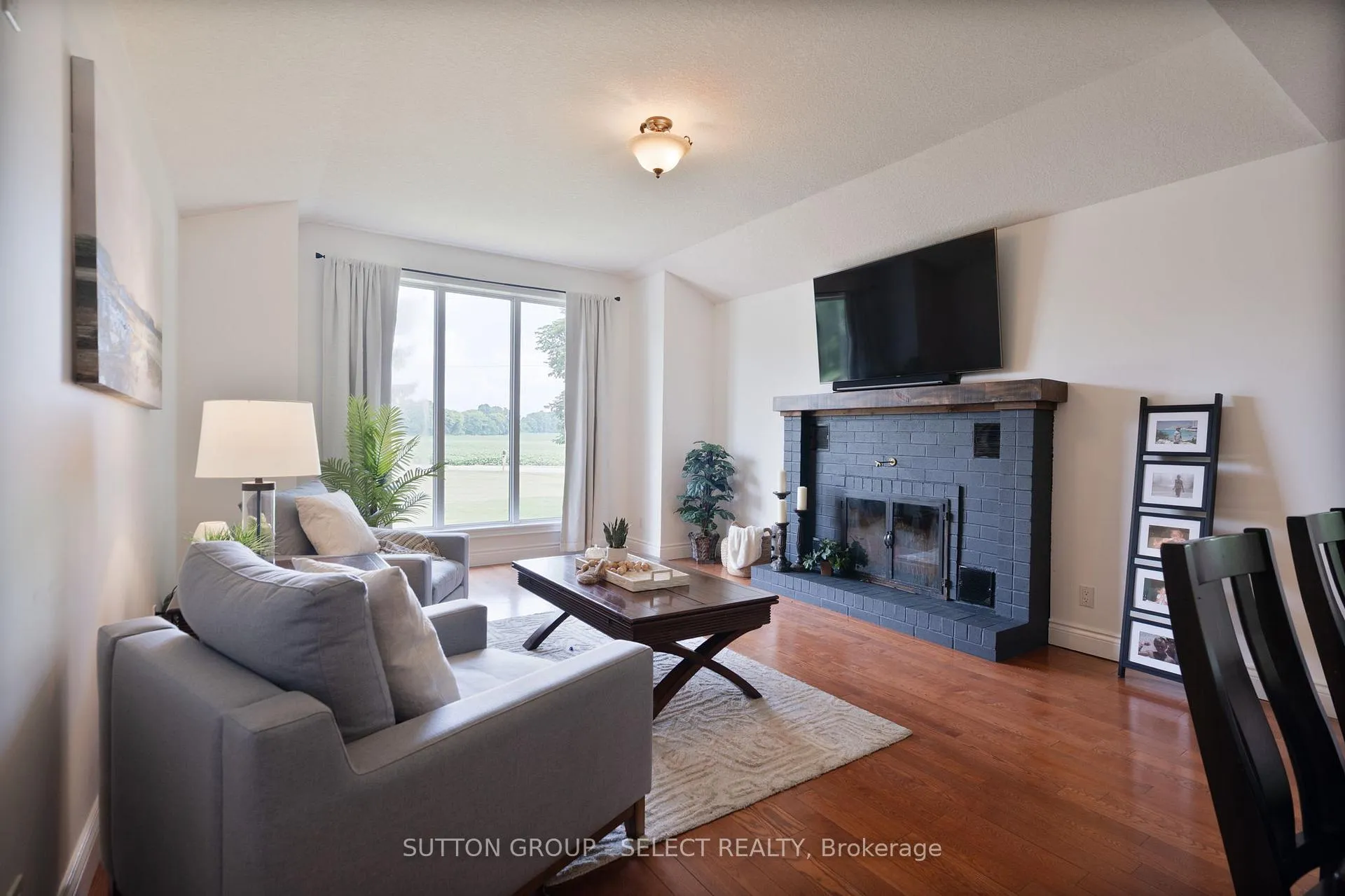 Photo 10 of 3983 Brigham Road, Middlesex Centre, Rural Middlesex Centre — HOMEH