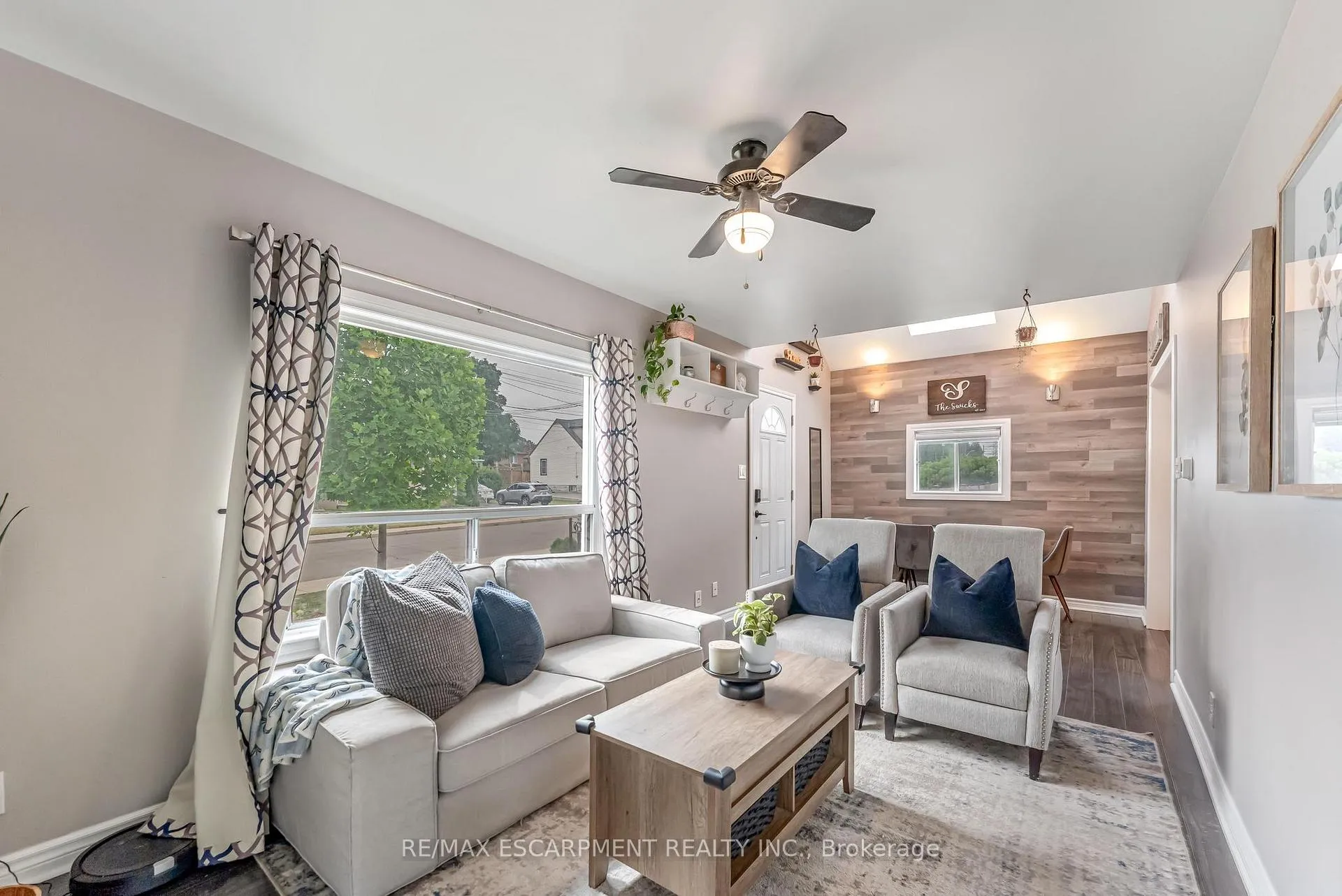 Photo 8 of 588 Cochrane Road, Hamilton, Rosedale — HOMEH