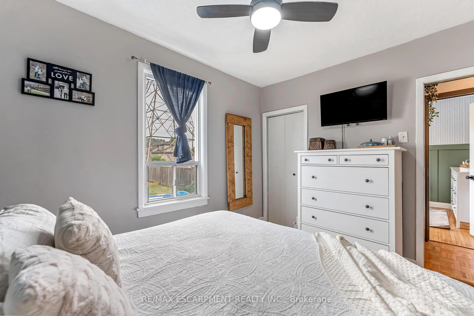 Photo 14 of 588 Cochrane Road, Hamilton, Rosedale — HOMEH