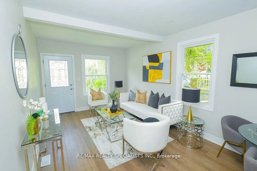 Photo 4 of 5920 Symmes Street, Niagara Falls, Dorchester — HOMEH