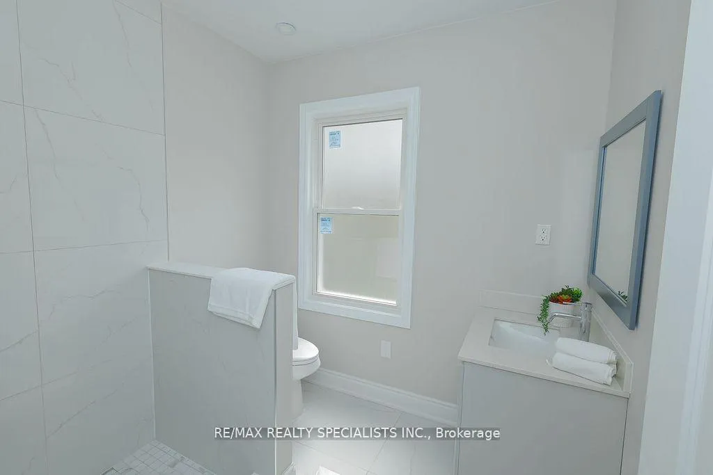 Photo 18 of 5920 Symmes Street, Niagara Falls, Dorchester — HOMEH