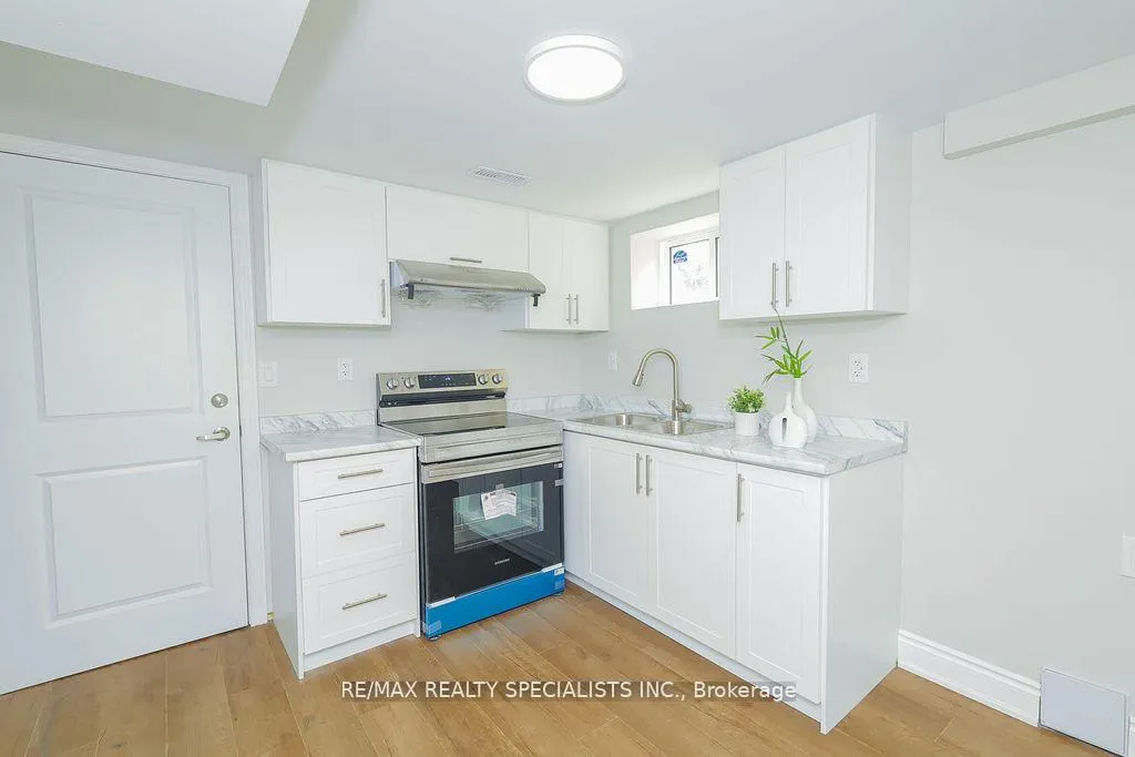 Photo 23 of 5920 Symmes Street, Niagara Falls, Dorchester — HOMEH
