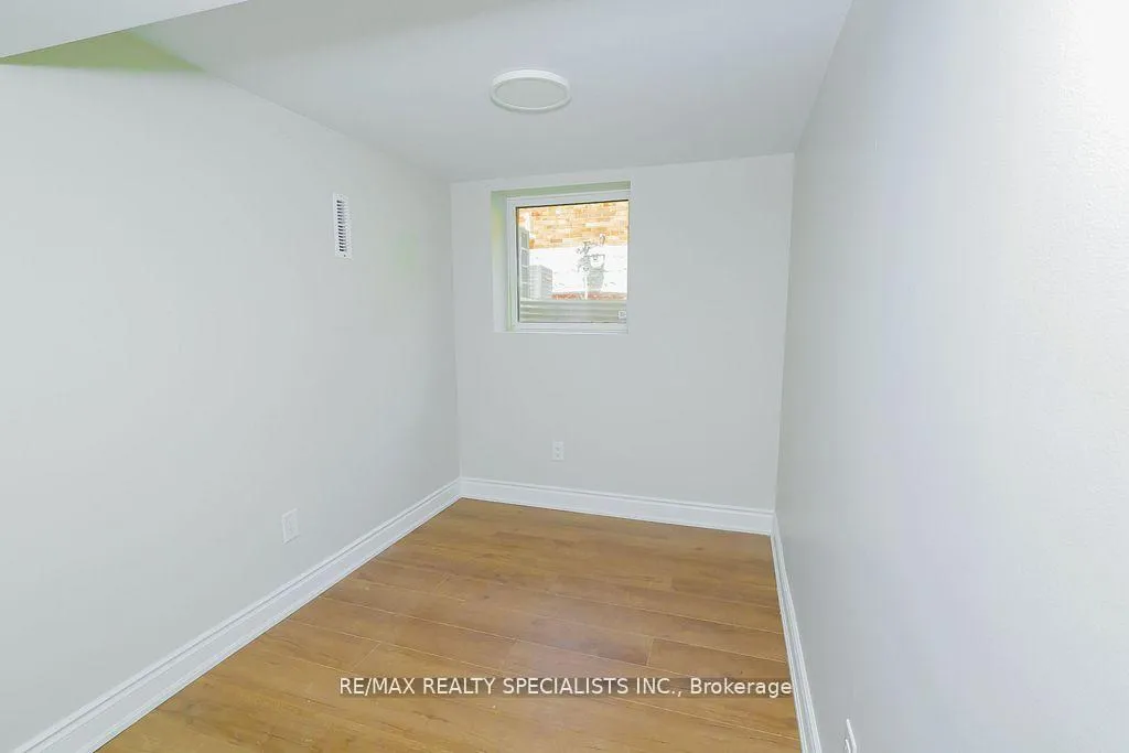 Photo 26 of 5920 Symmes Street, Niagara Falls, Dorchester — HOMEH