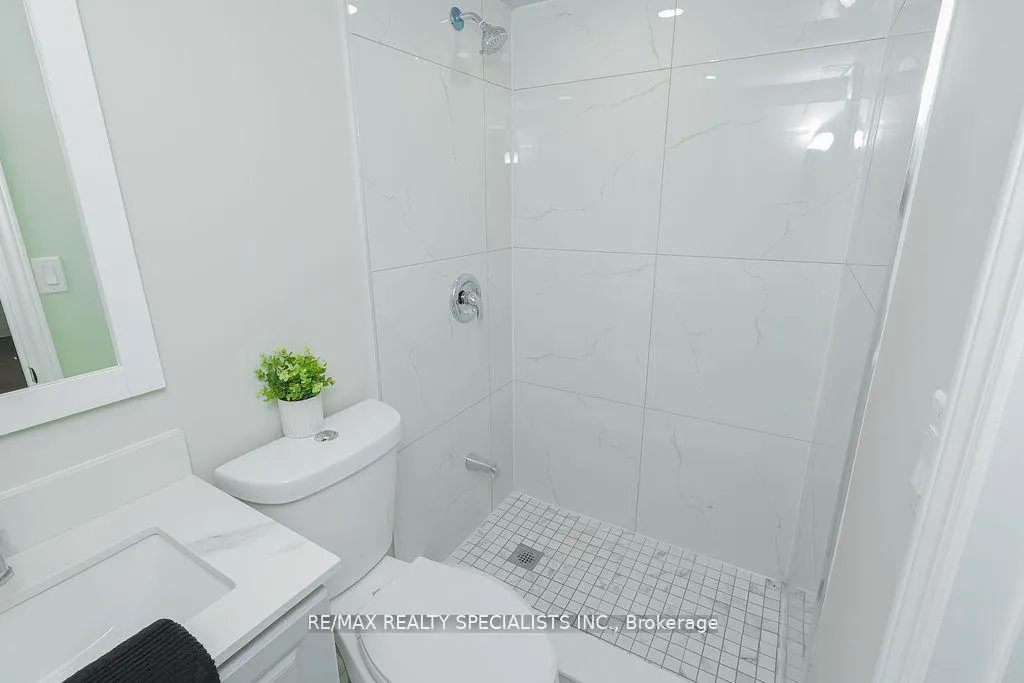 Photo 28 of 5920 Symmes Street, Niagara Falls, Dorchester — HOMEH