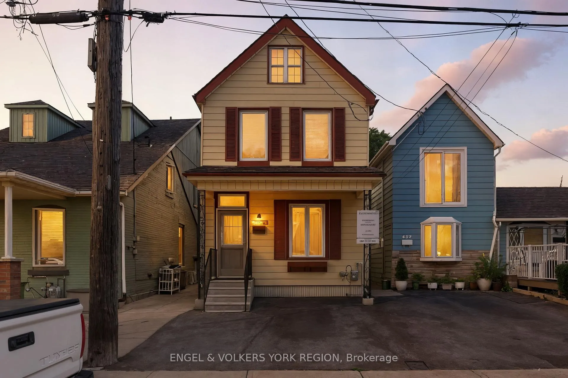 Photo 1 of 484 John Street N, Hamilton, North End — HOMEH