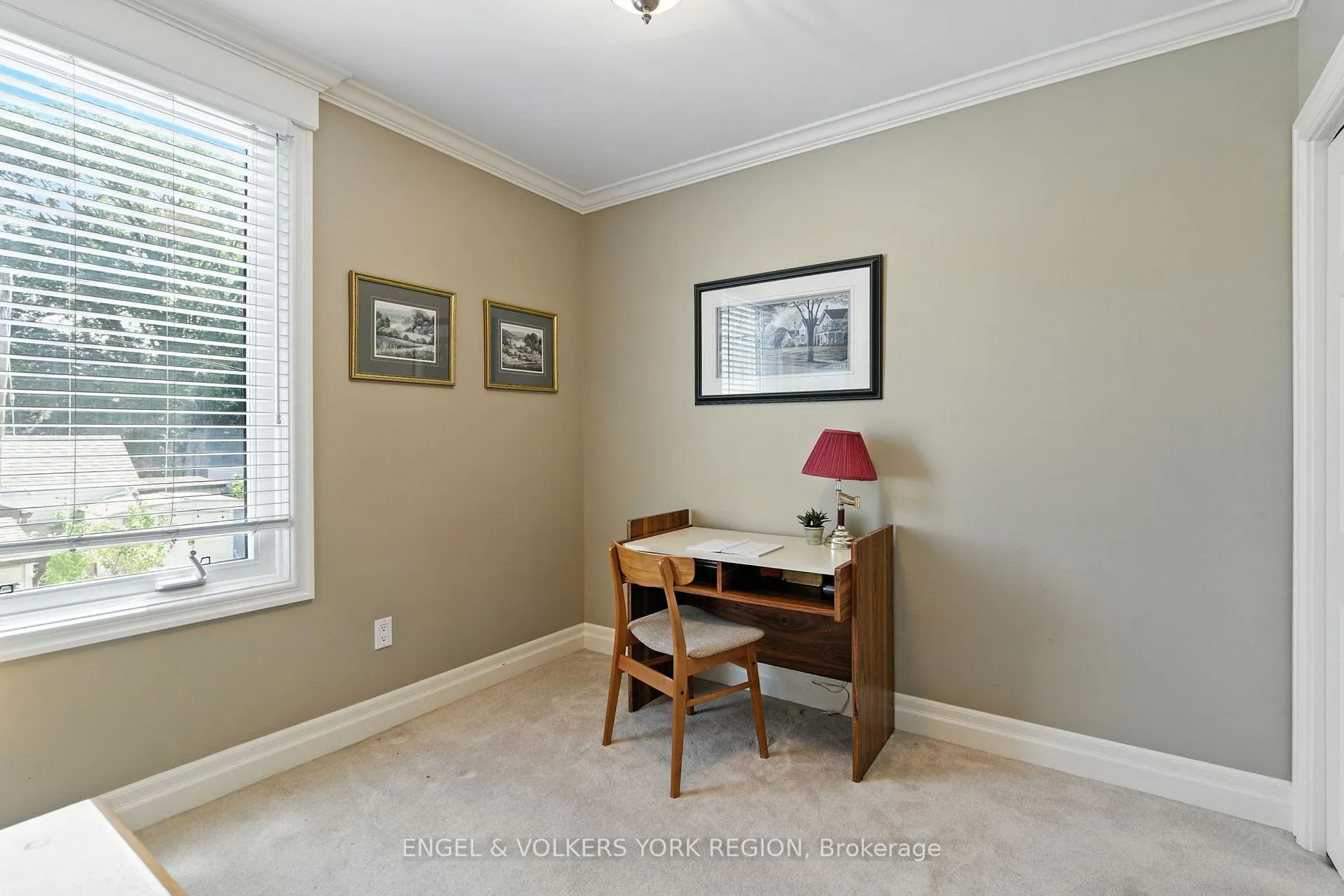 Photo 18 of 484 John Street N, Hamilton, North End — HOMEH