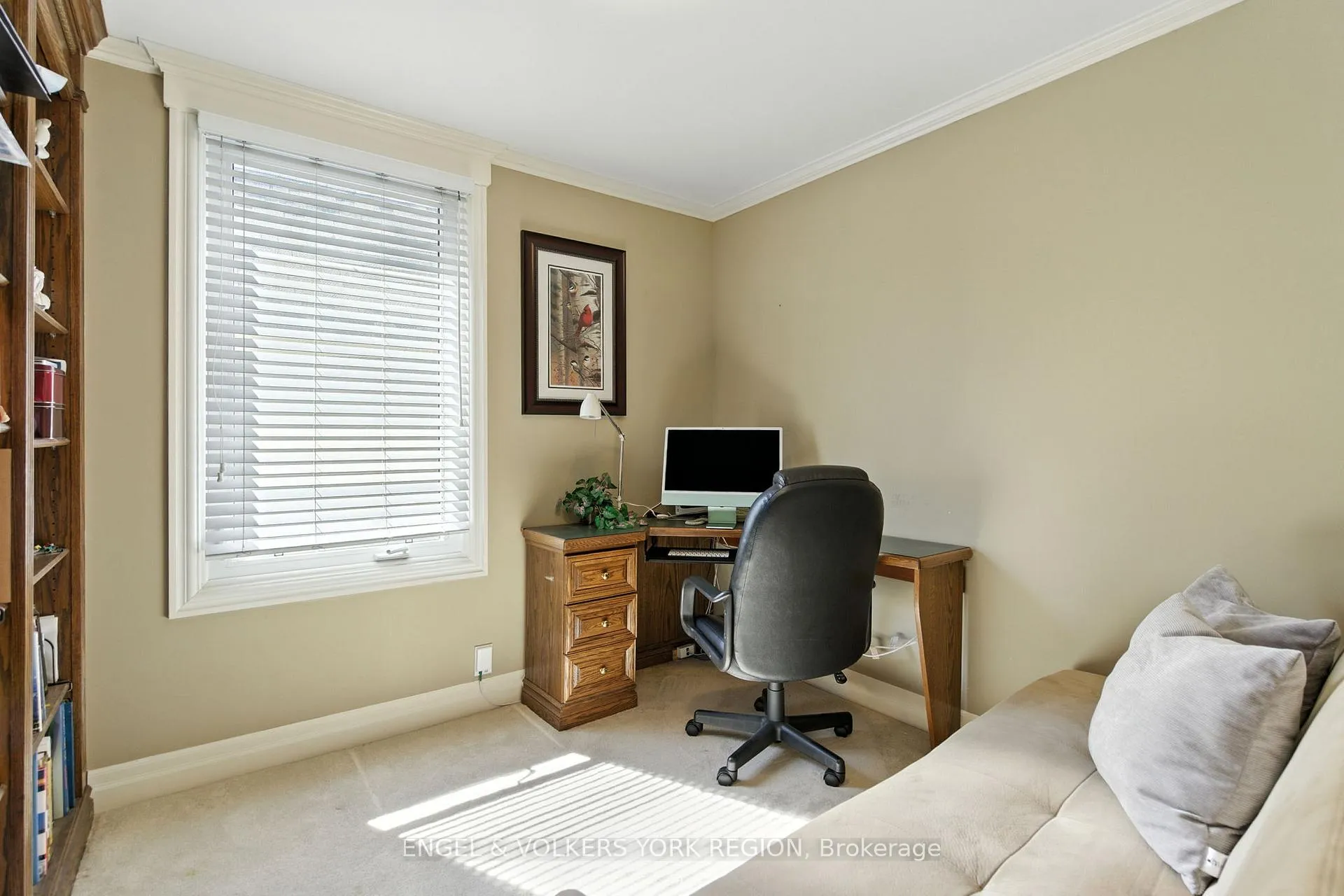 Photo 19 of 484 John Street N, Hamilton, North End — HOMEH