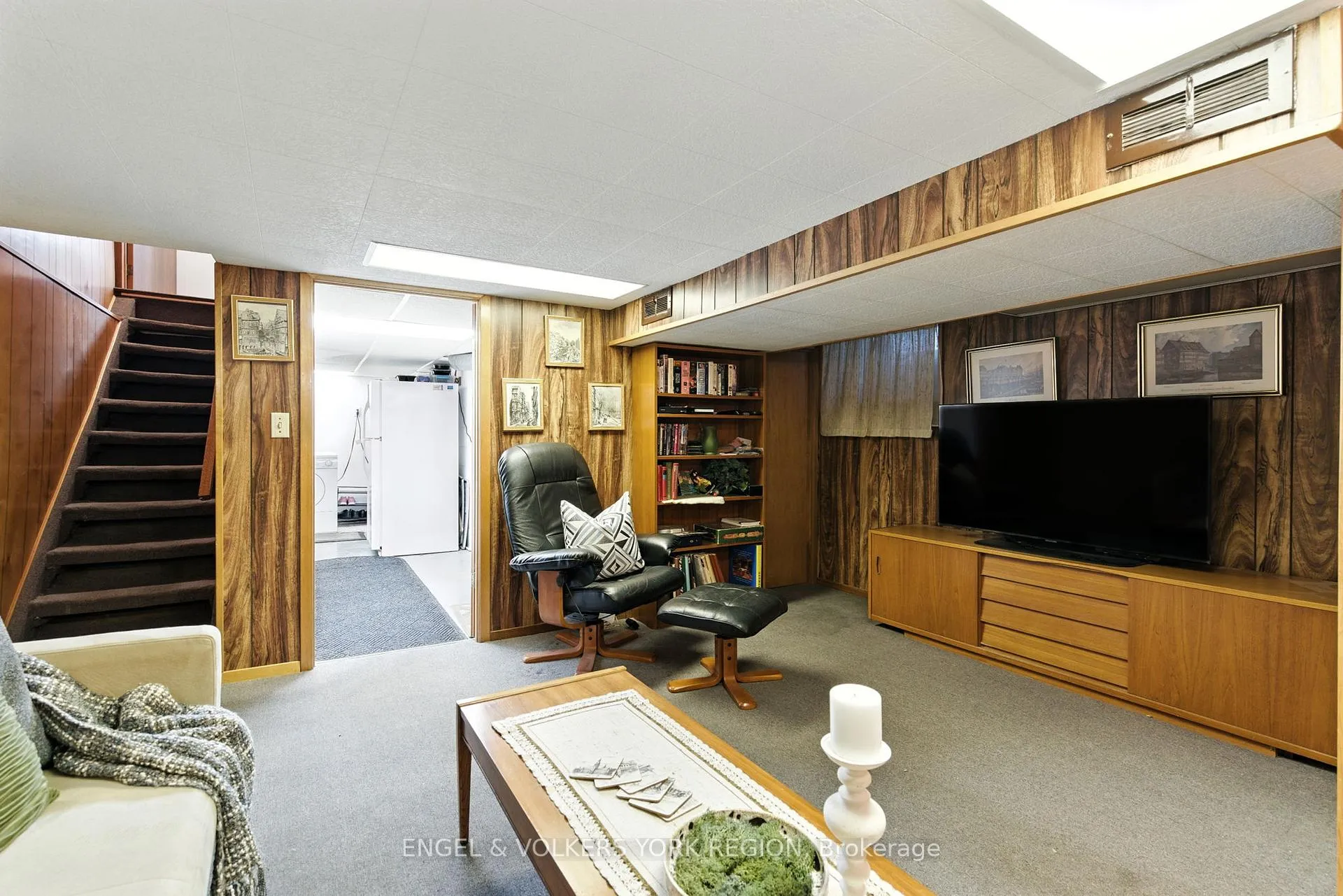 Photo 31 of 484 John Street N, Hamilton, North End — HOMEH