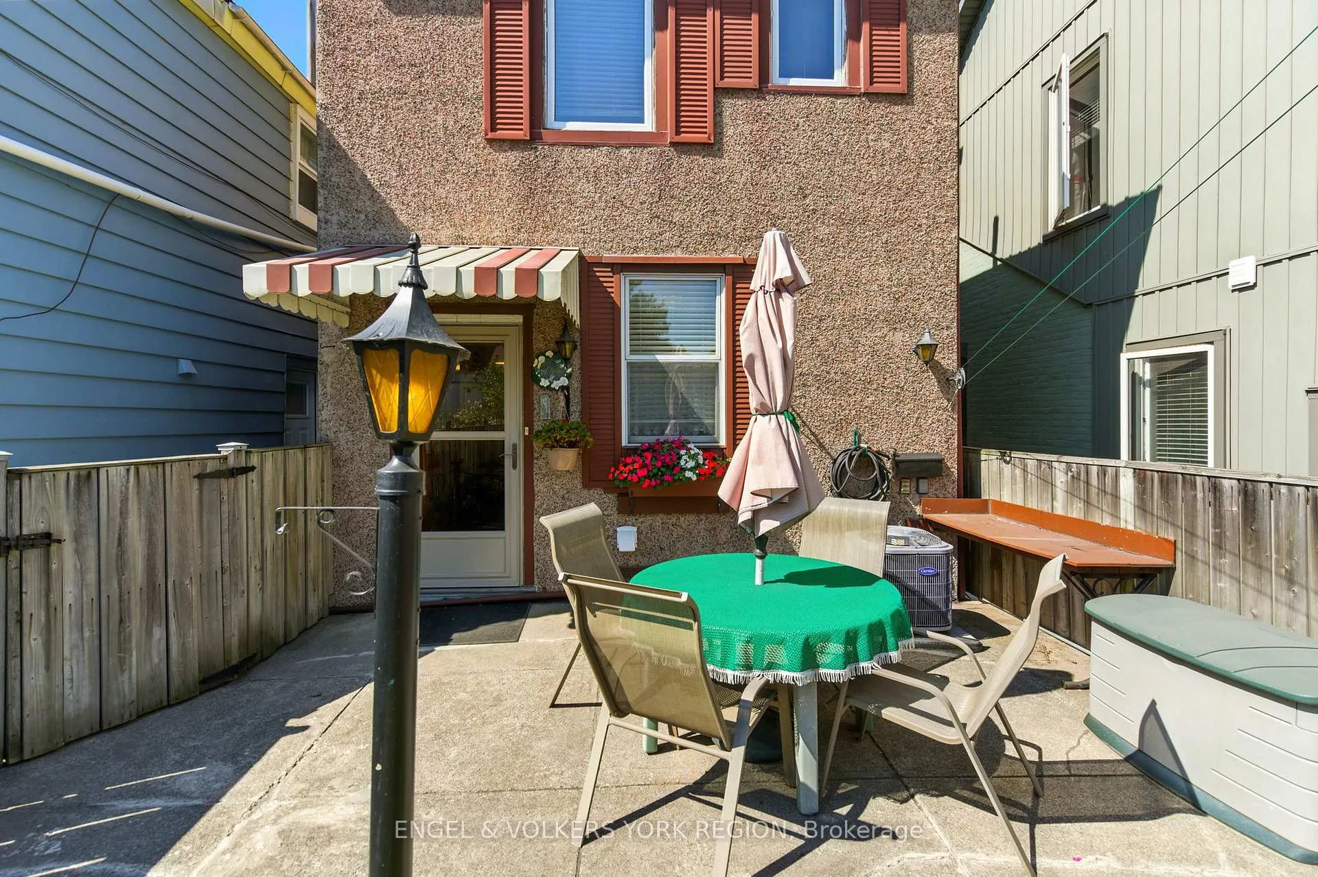 Photo 35 of 484 John Street N, Hamilton, North End — HOMEH