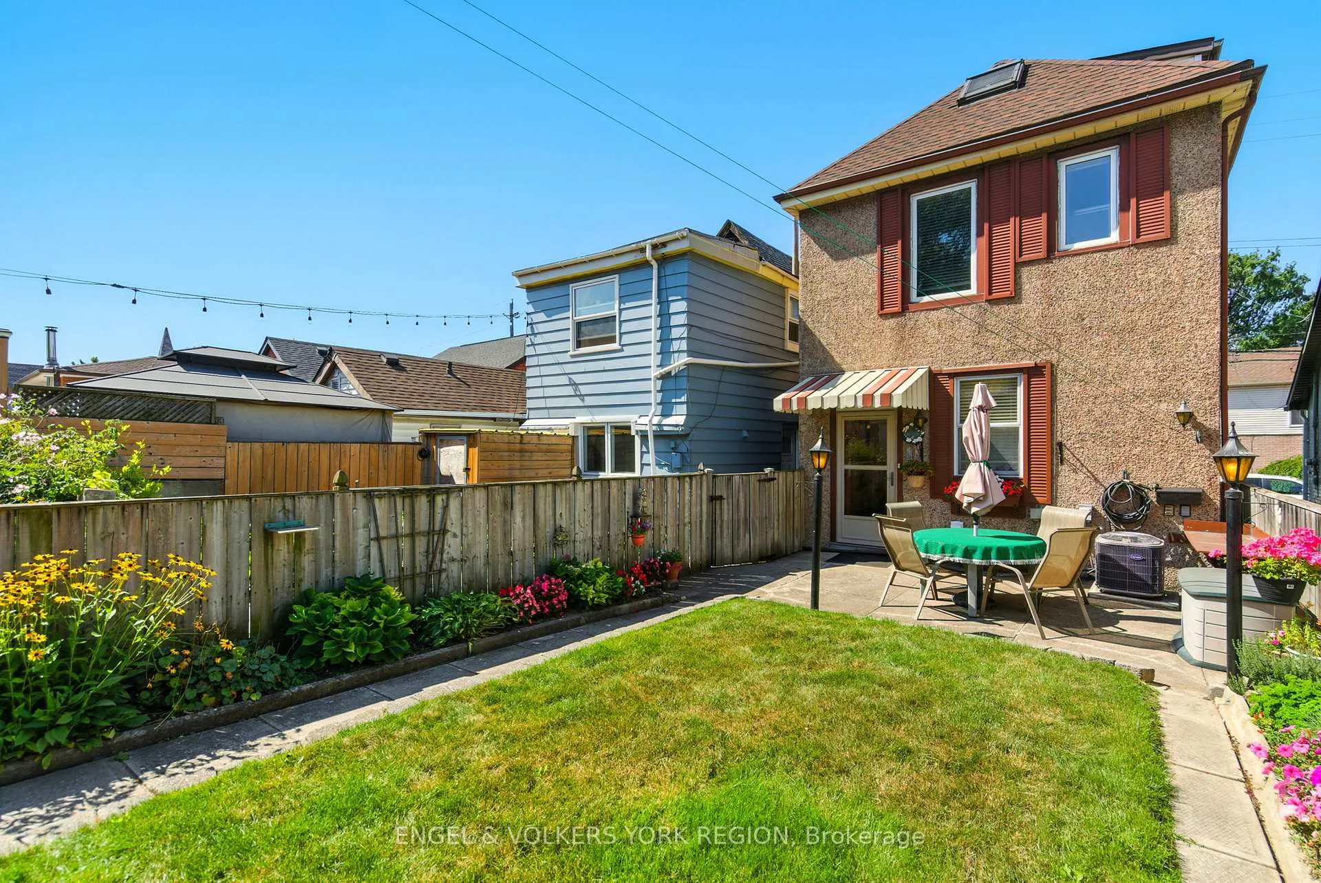 Photo 40 of 484 John Street N, Hamilton, North End — HOMEH