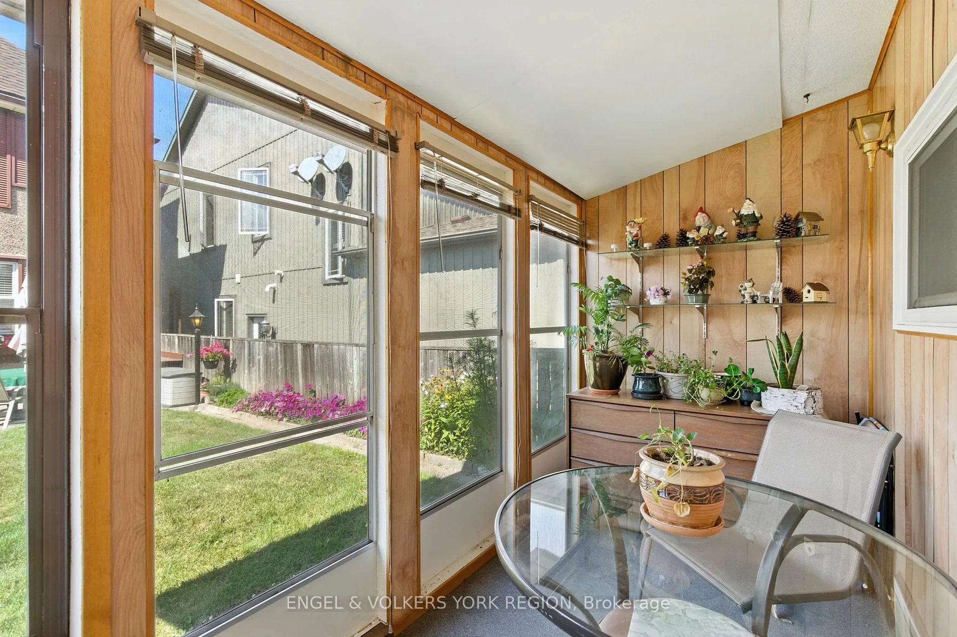 Photo 42 of 484 John Street N, Hamilton, North End — HOMEH