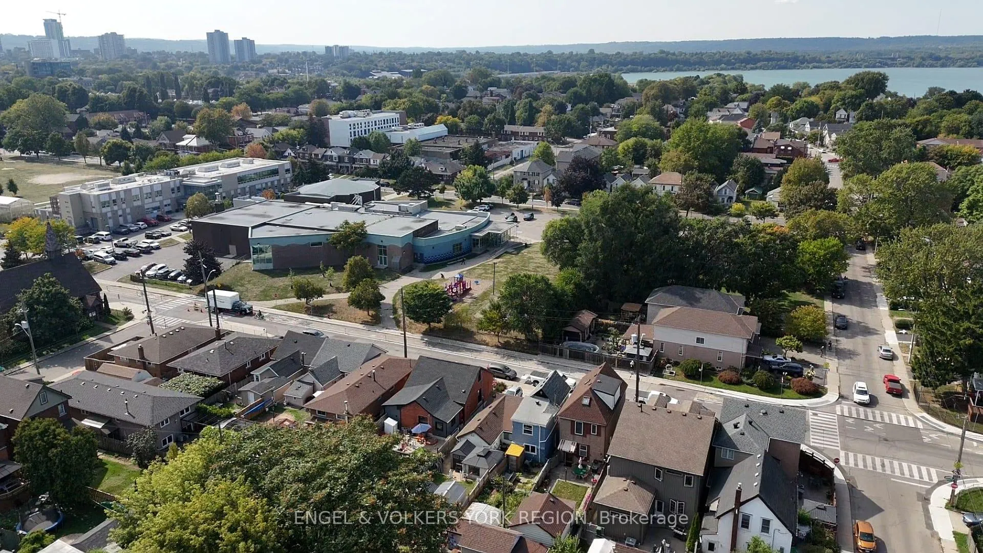 Photo 47 of 484 John Street N, Hamilton, North End — HOMEH