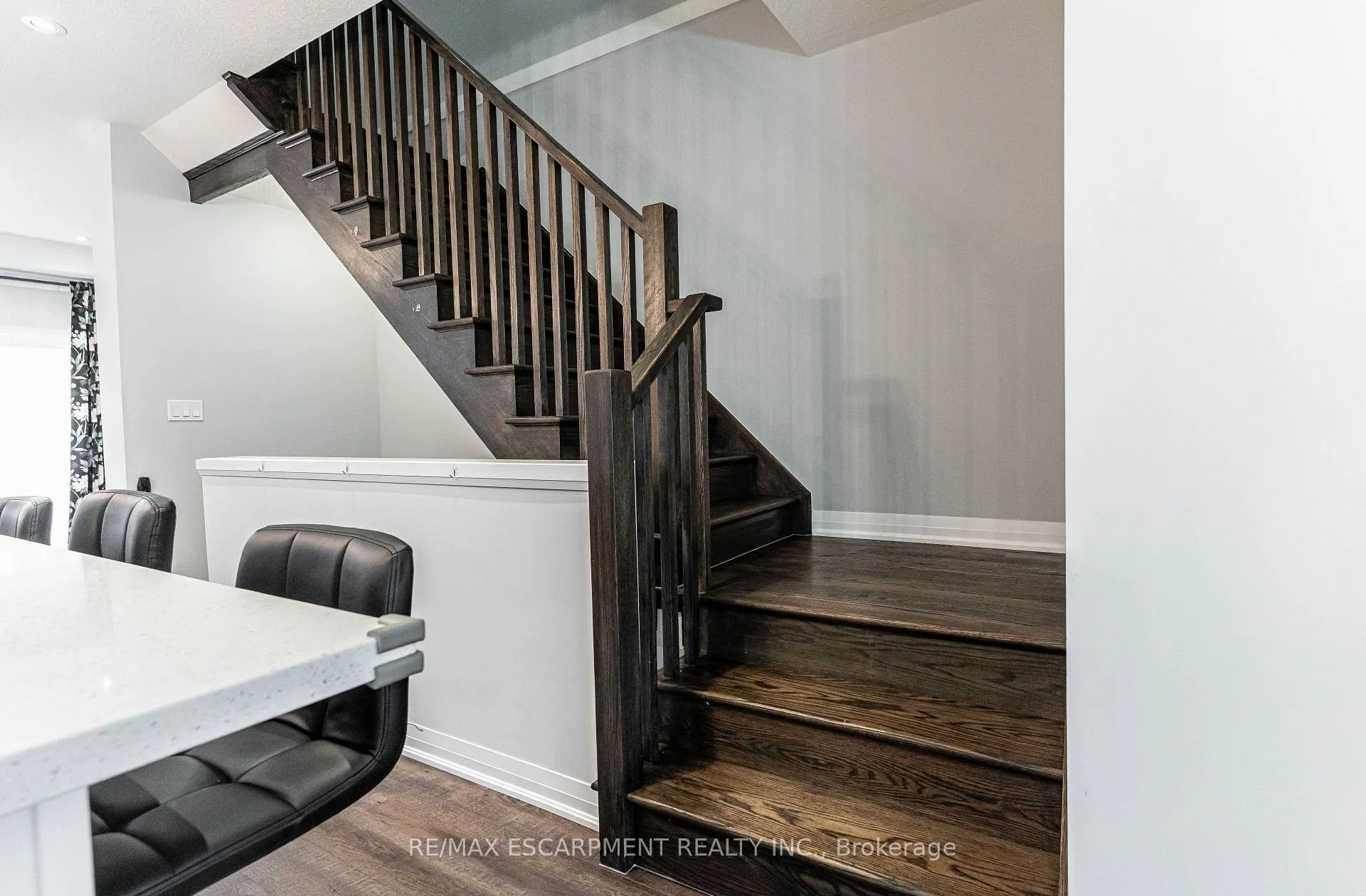 Photo 12 of 52 Aquarius Crescent, Hamilton, Rural Glanbrook — HOMEH