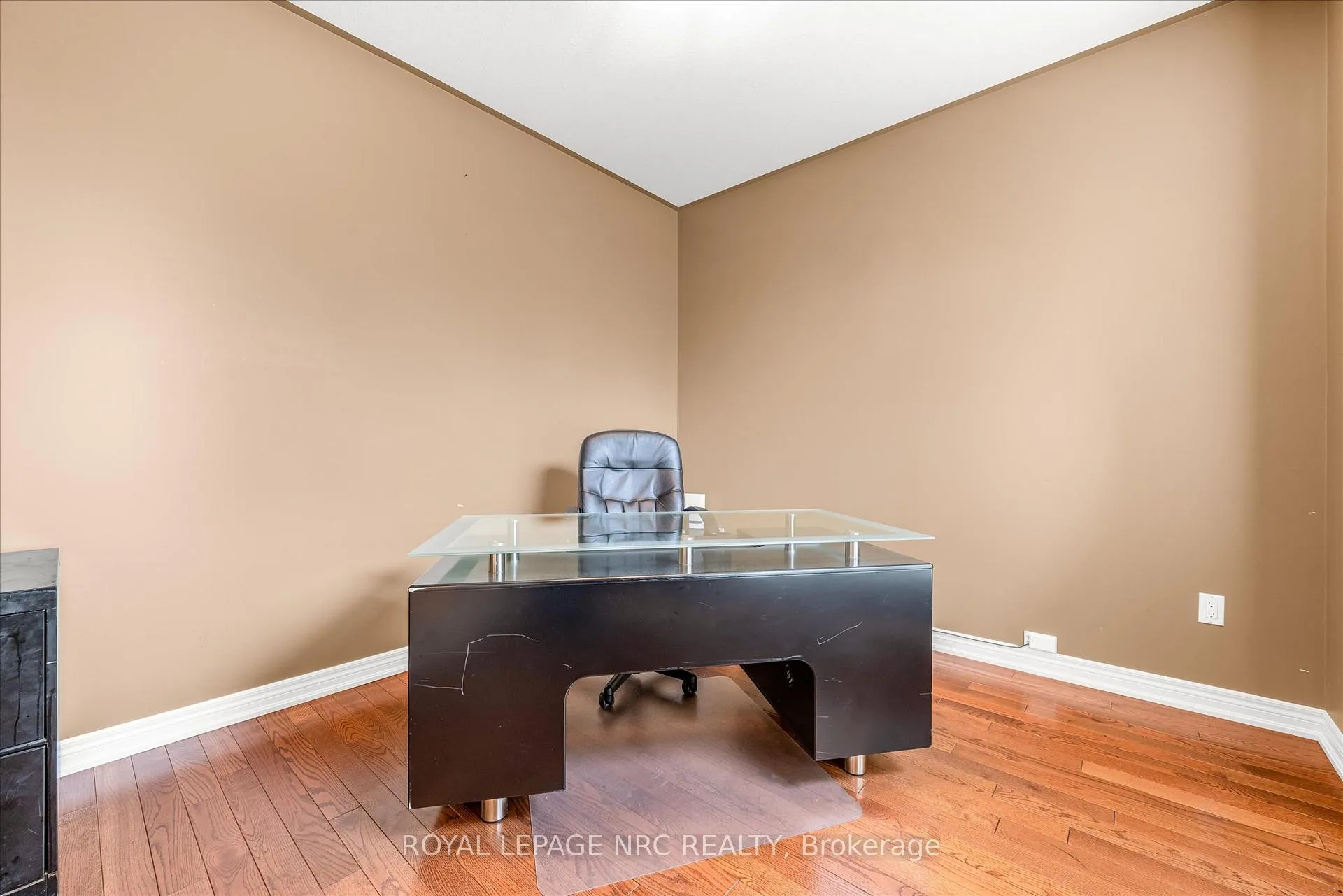 Photo 13 of 9 Cooper Court, Pelham, Fonthill — HOMEH