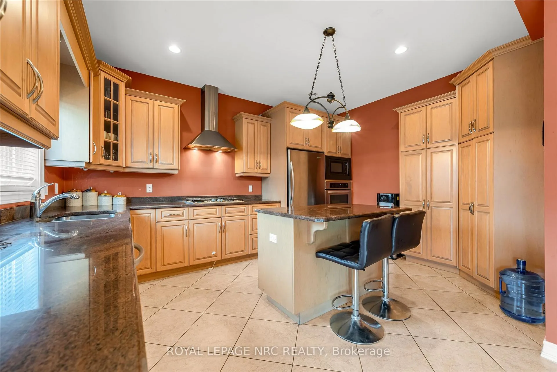 Photo 15 of 9 Cooper Court, Pelham, Fonthill — HOMEH