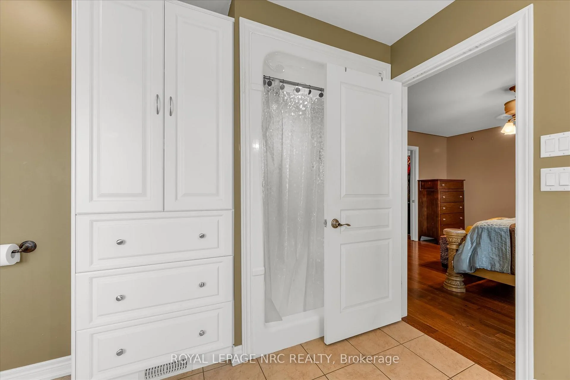 Photo 28 of 9 Cooper Court, Pelham, Fonthill — HOMEH