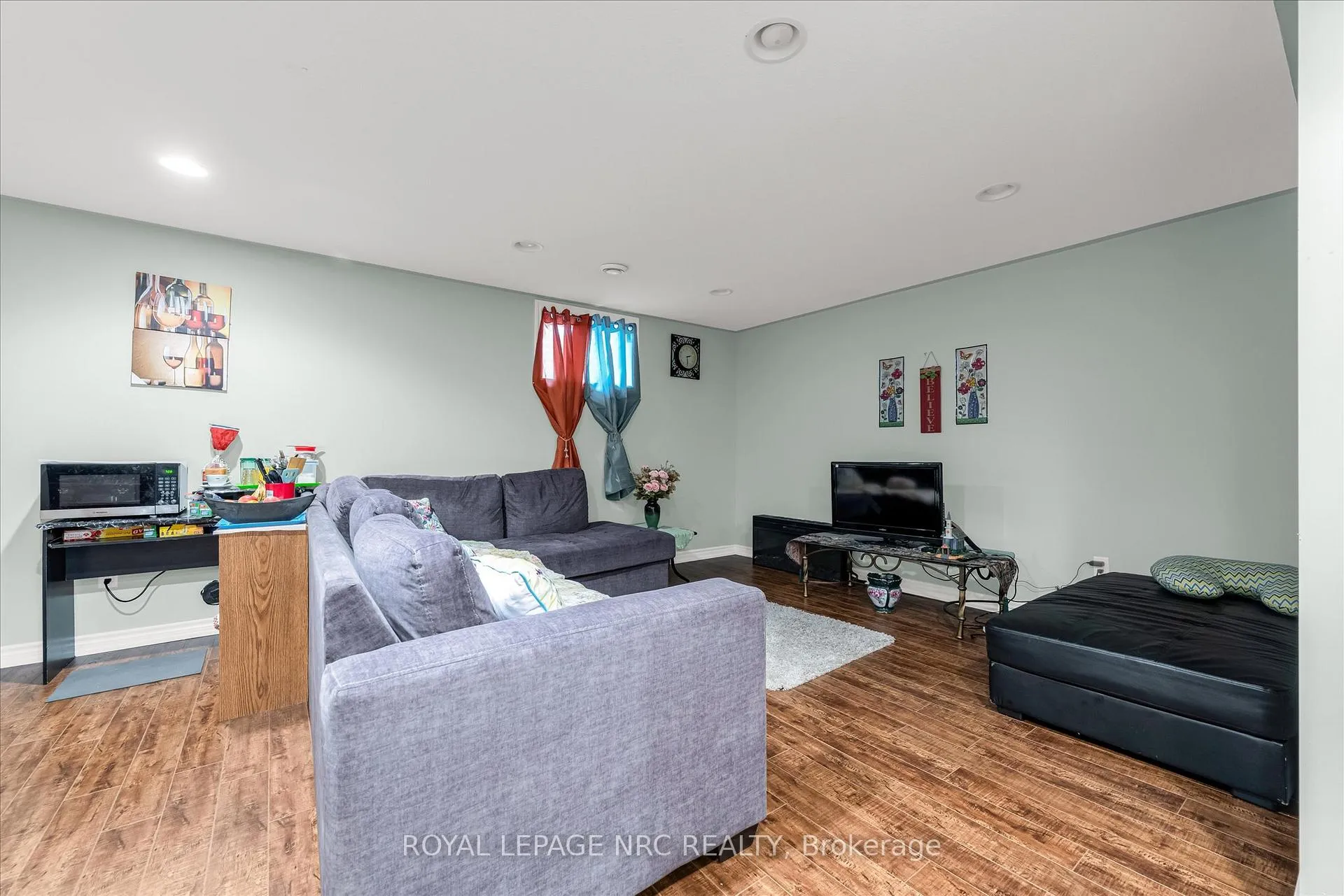 Photo 38 of 9 Cooper Court, Pelham, Fonthill — HOMEH