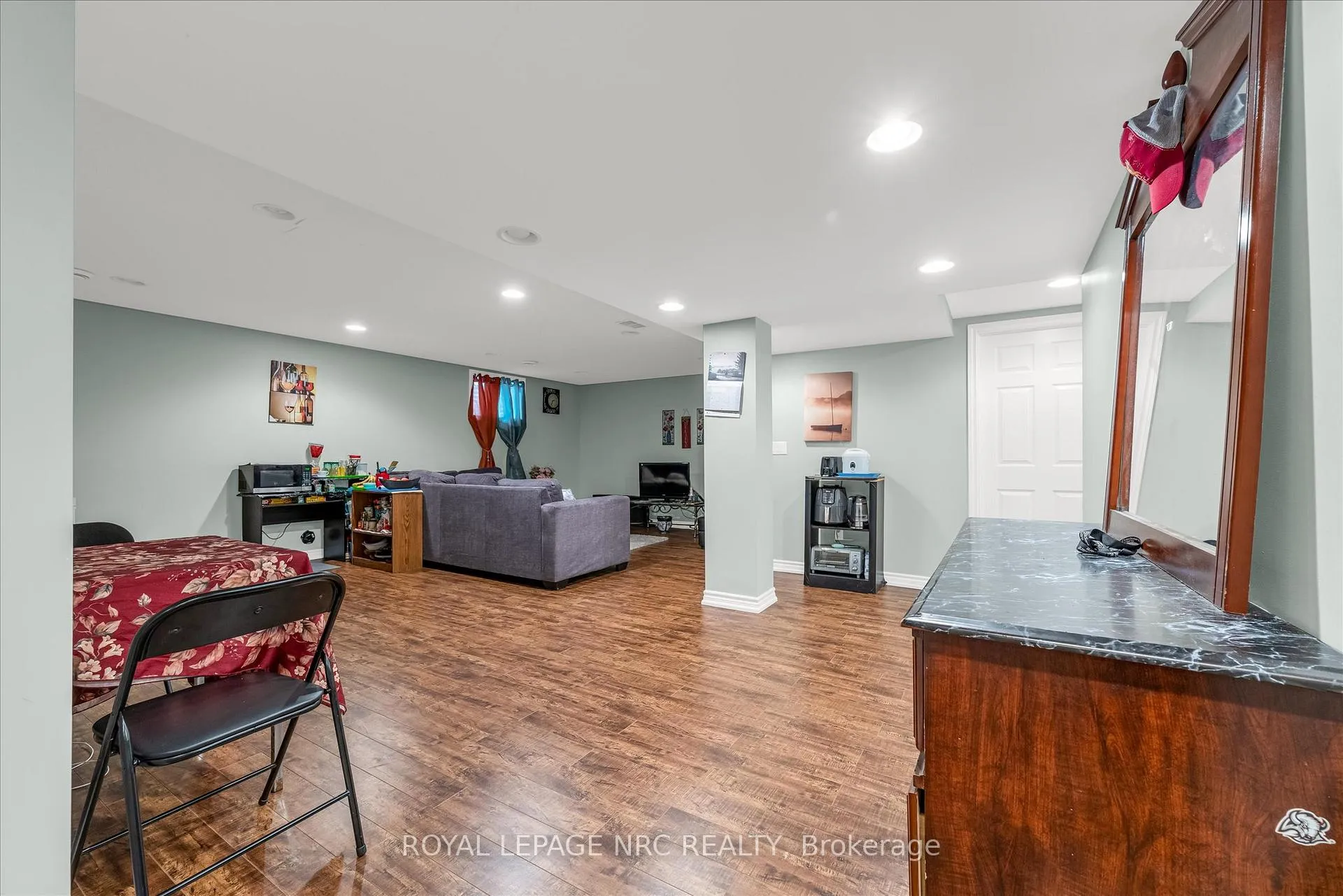 Photo 39 of 9 Cooper Court, Pelham, Fonthill — HOMEH