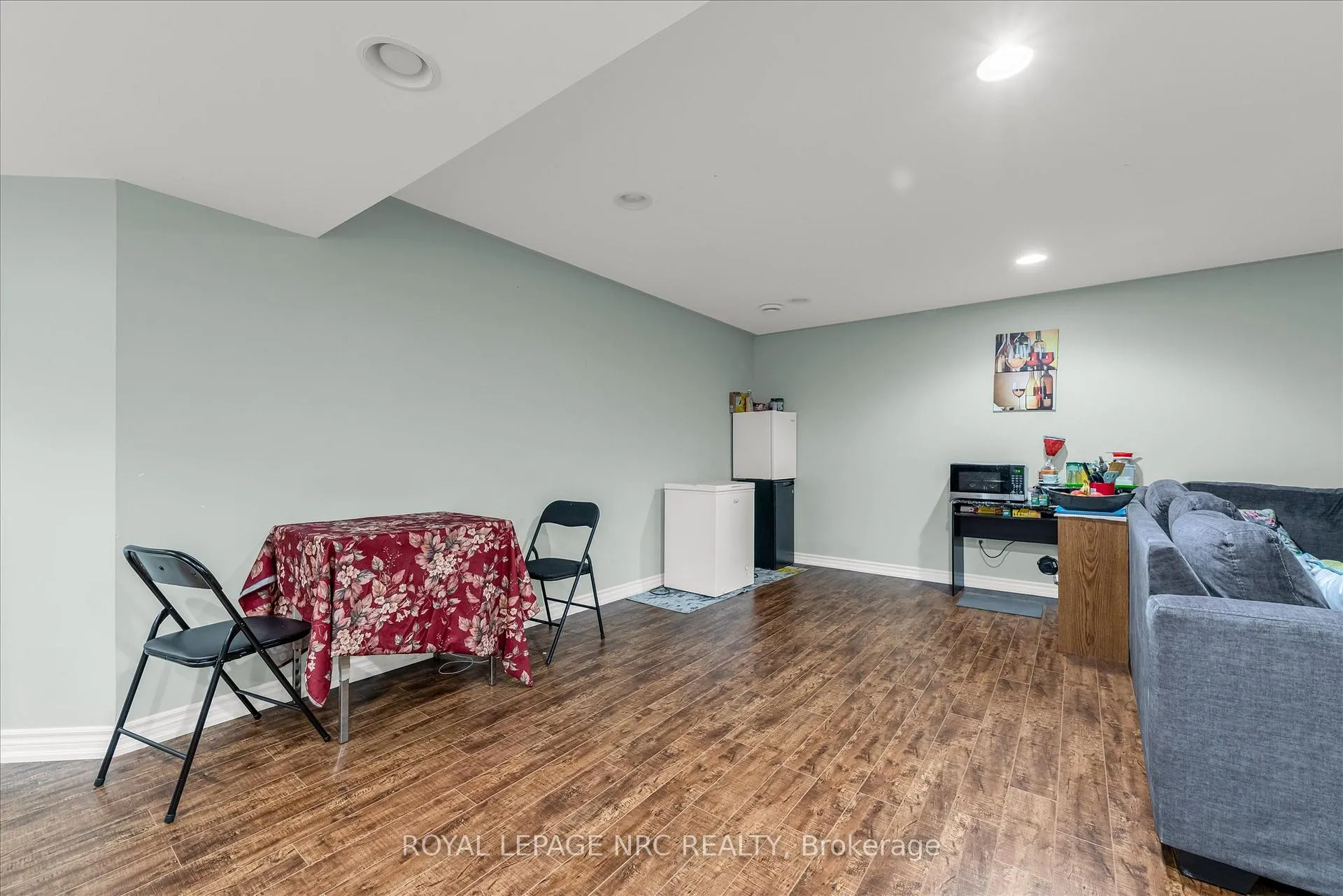 Photo 40 of 9 Cooper Court, Pelham, Fonthill — HOMEH