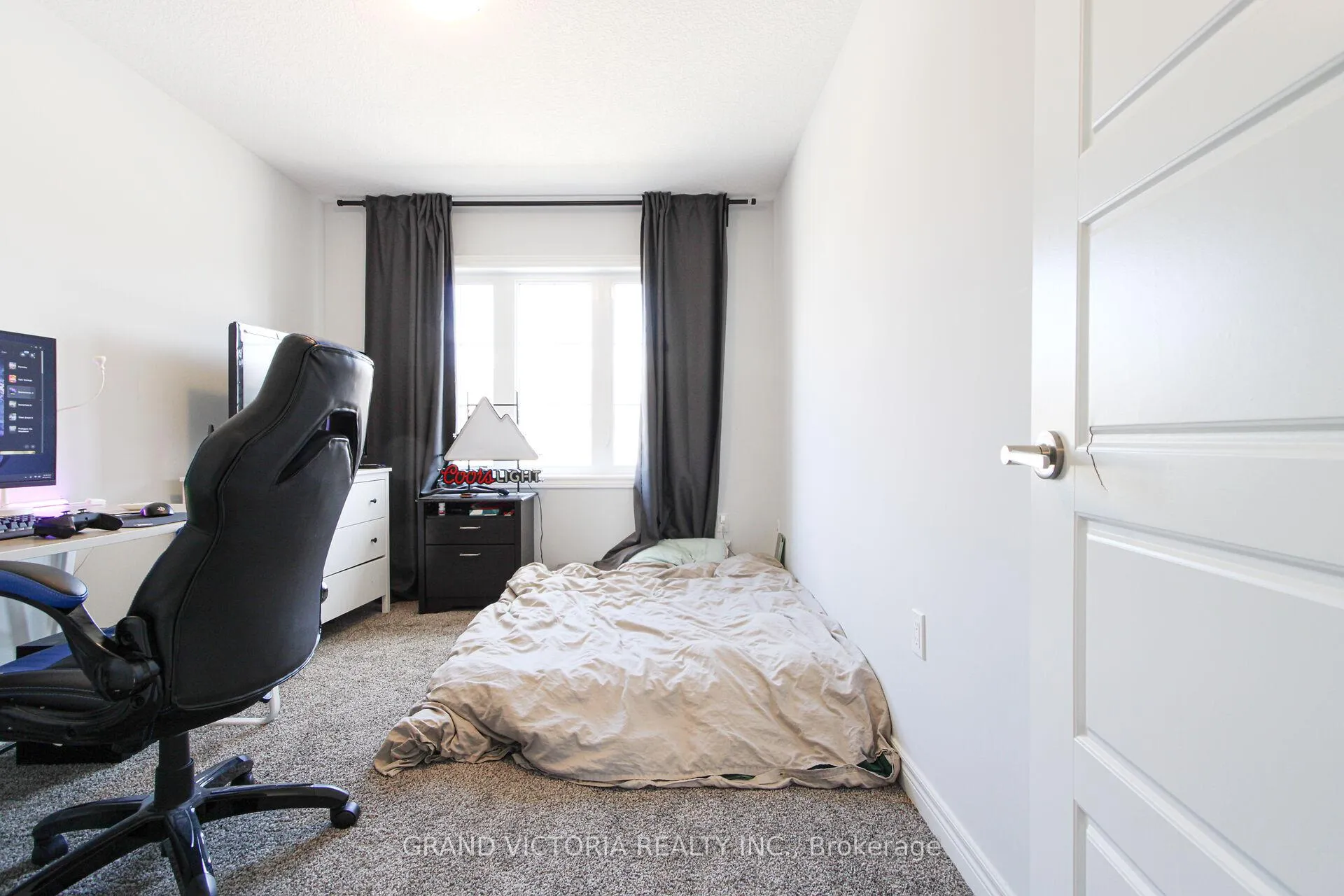Photo 11 of 28 Zoe Lane, Hamilton, Binbrook — HOMEH