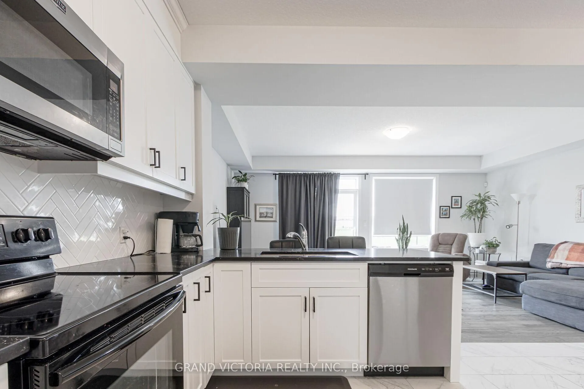 Photo 18 of 28 Zoe Lane, Hamilton, Binbrook — HOMEH