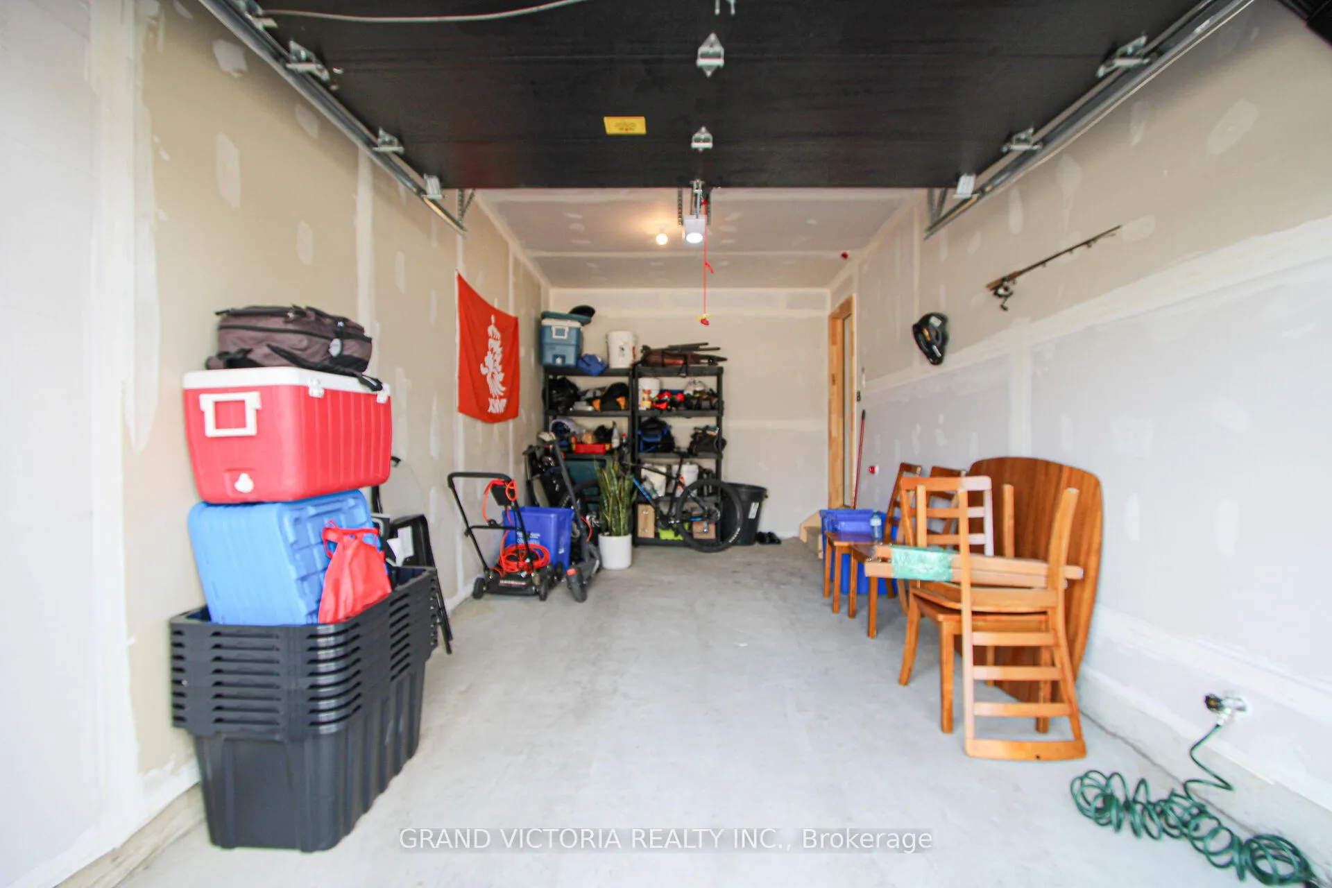 Photo 33 of 28 Zoe Lane, Hamilton, Binbrook — HOMEH