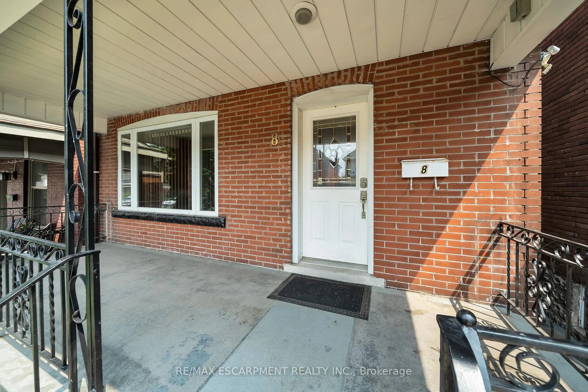 Photo 3 of 8 Kinrade Avenue, Hamilton, Gibson — HOMEH