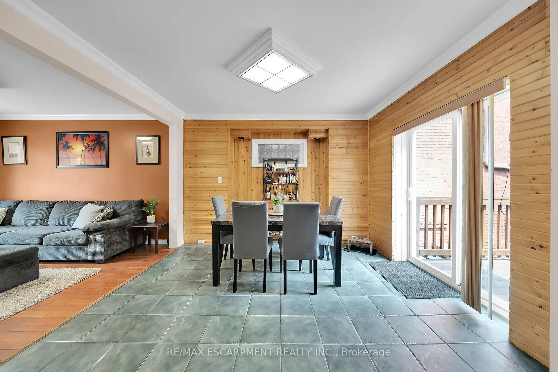Photo 12 of 8 Kinrade Avenue, Hamilton, Gibson — HOMEH