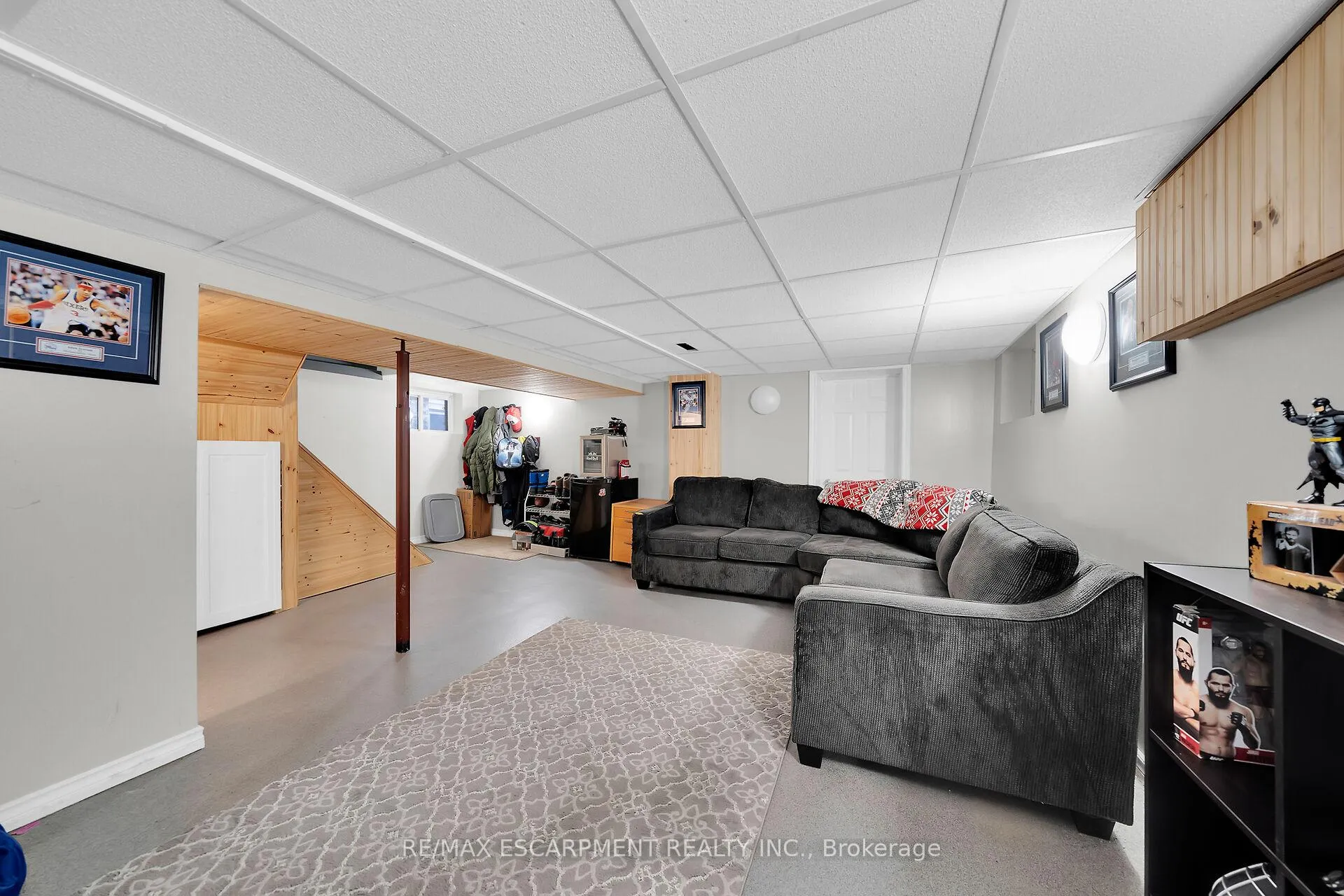 Photo 21 of 8 Kinrade Avenue, Hamilton, Gibson — HOMEH