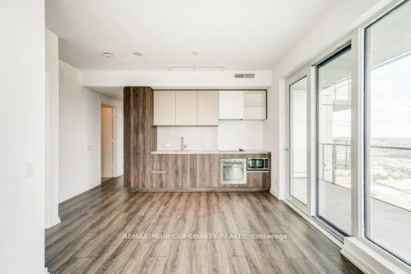 Photo 8 of Unit 4512, 7890 Jane Street, Vaughan, Vaughan Corporate Centre — HOMEH