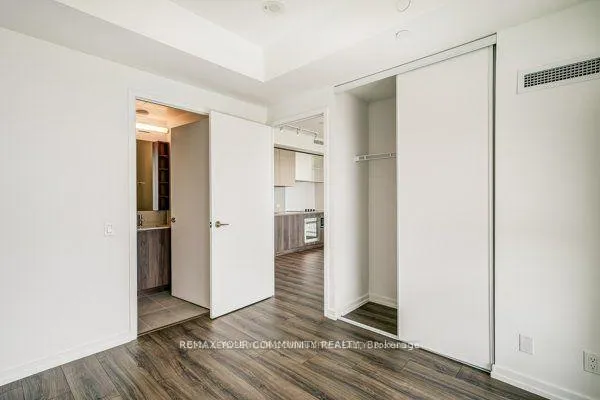 Photo 14 of Unit 4512, 7890 Jane Street, Vaughan, Vaughan Corporate Centre — HOMEH